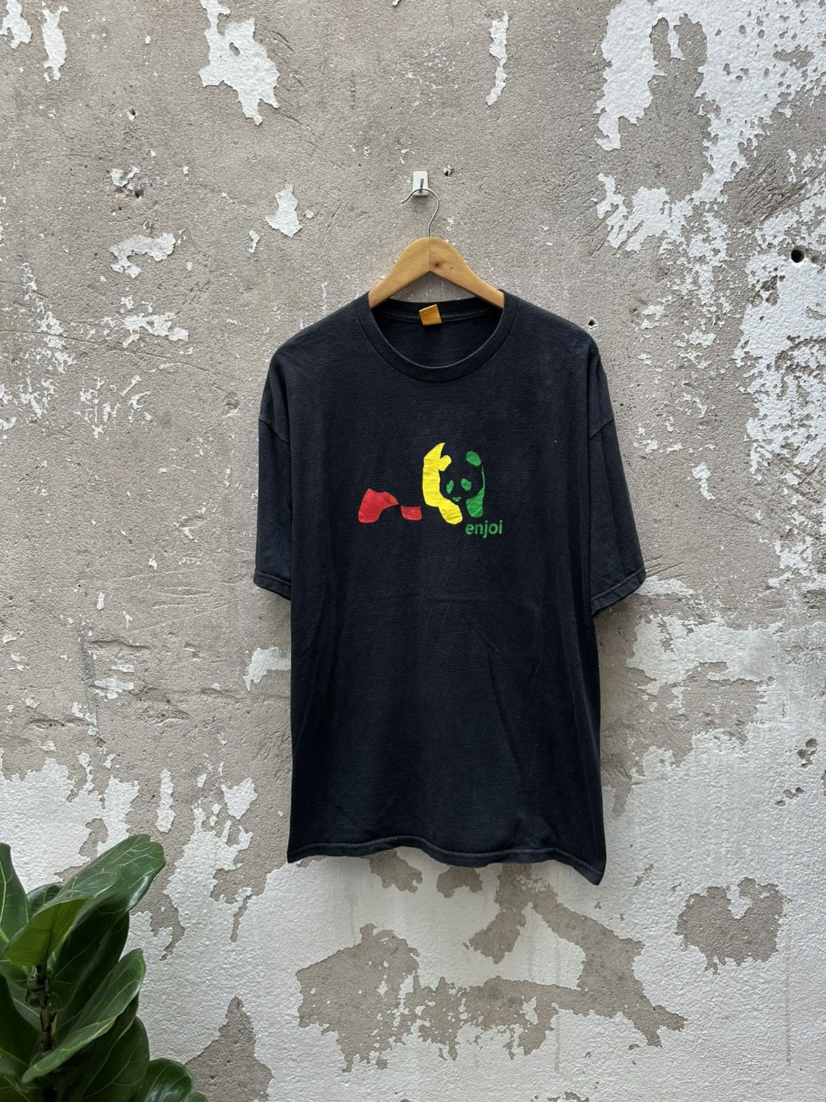 Enjoi Vintage 2000's Enjoi Skateboard XL Tees Size US XL / EU 56 / 4 - 1 Thumbnail