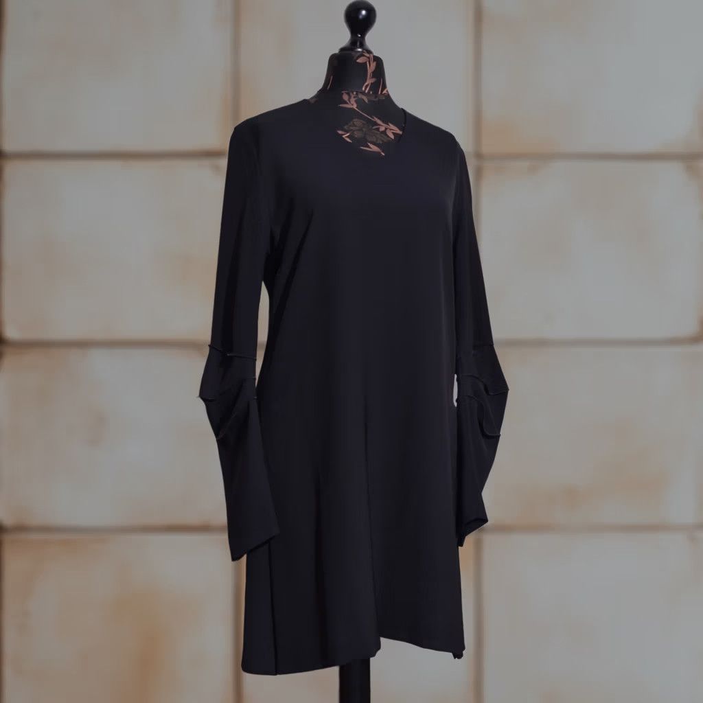 Vintage Annette Gortz Women's Black Avant-Garde Tunic Dress Layered Sleeves Size 40 Size S / US 4 / IT 40 - 1 Thumbnail