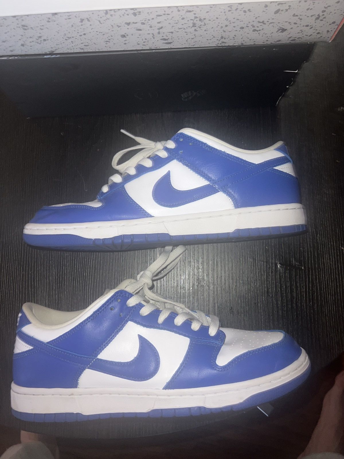 image of Nike Kentucky Dunks Shoes in Blue, Men's (Size 10)