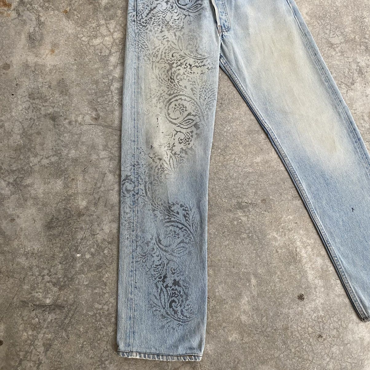 Levi's Vintage 90’s Levis 501 x Dorobo Nikki Printed Blue Jeans Size US 30 / EU 46 - 6 Thumbnail