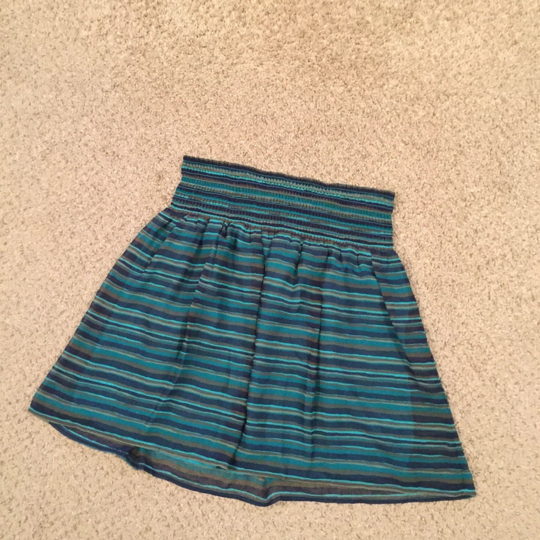 Old Navy Old Navy Skirt Women Short Flare Lightweight Pull On Striped Blue M Medium Casual Size 32" / US 10 / IT 46 - 2 Thumbnail