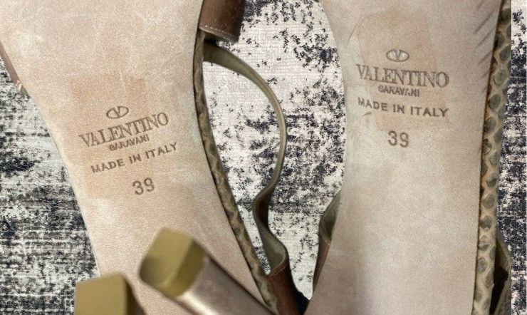 Valentino Authenticated Valentino Heels, Neutral/Pinkish , USW 9 Size US 9 / IT 39 - 5 Thumbnail