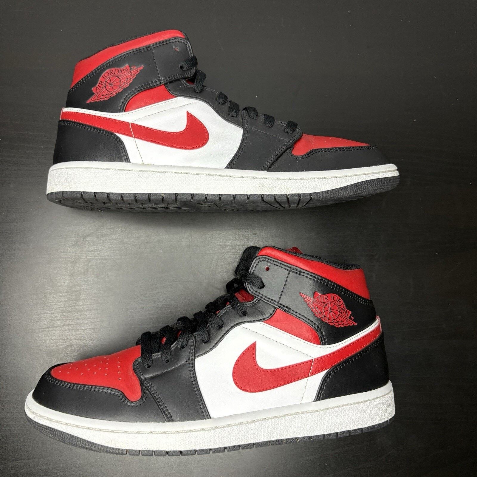 Nike Size 10 - Jordan 1 Mid Bred Toe Size US 10 / EU 43 - 3 Thumbnail