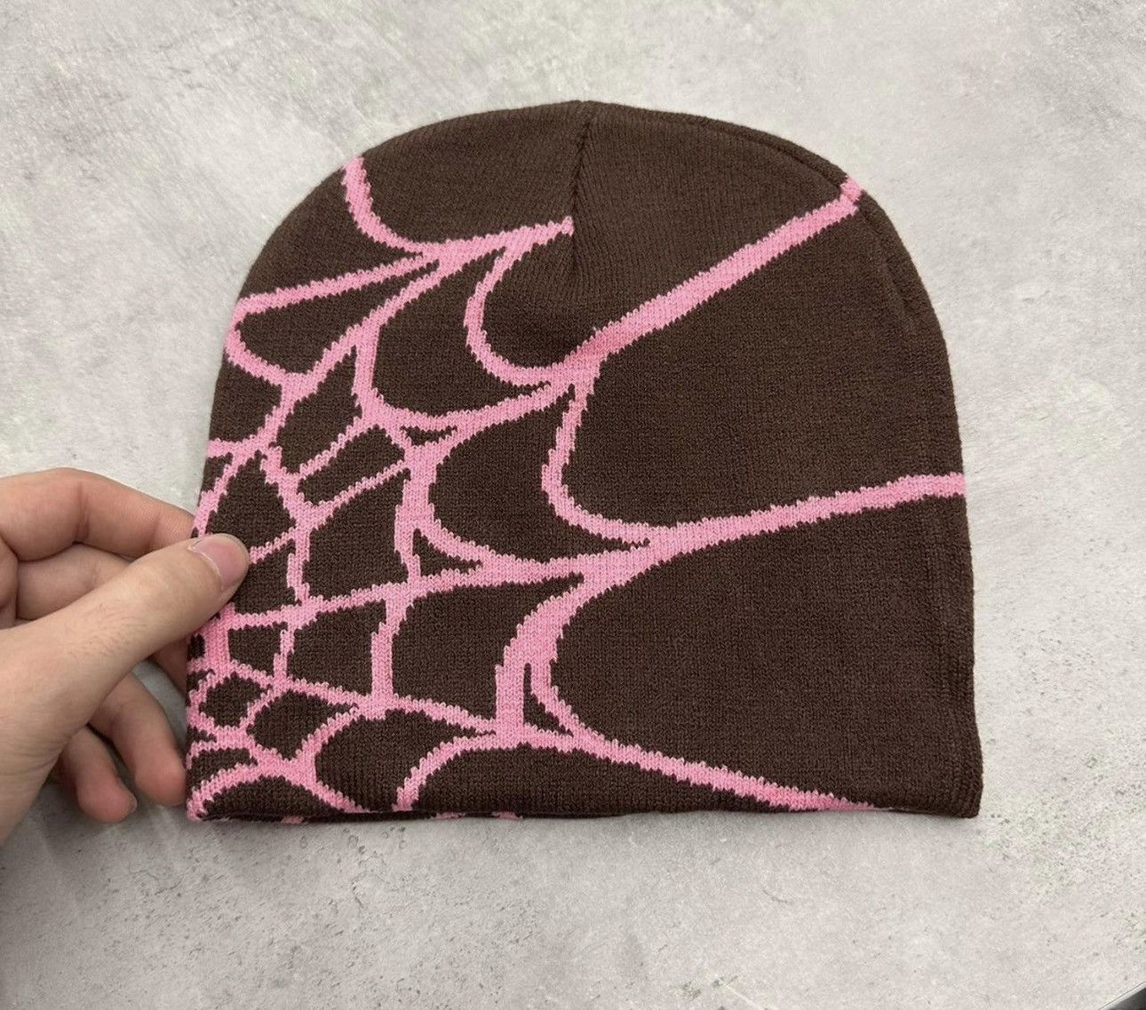 Japanese Brand Vintage Style Brown and Pink Spider Web Beanie Hat Accessory Size ONE SIZE - 1 Thumbnail