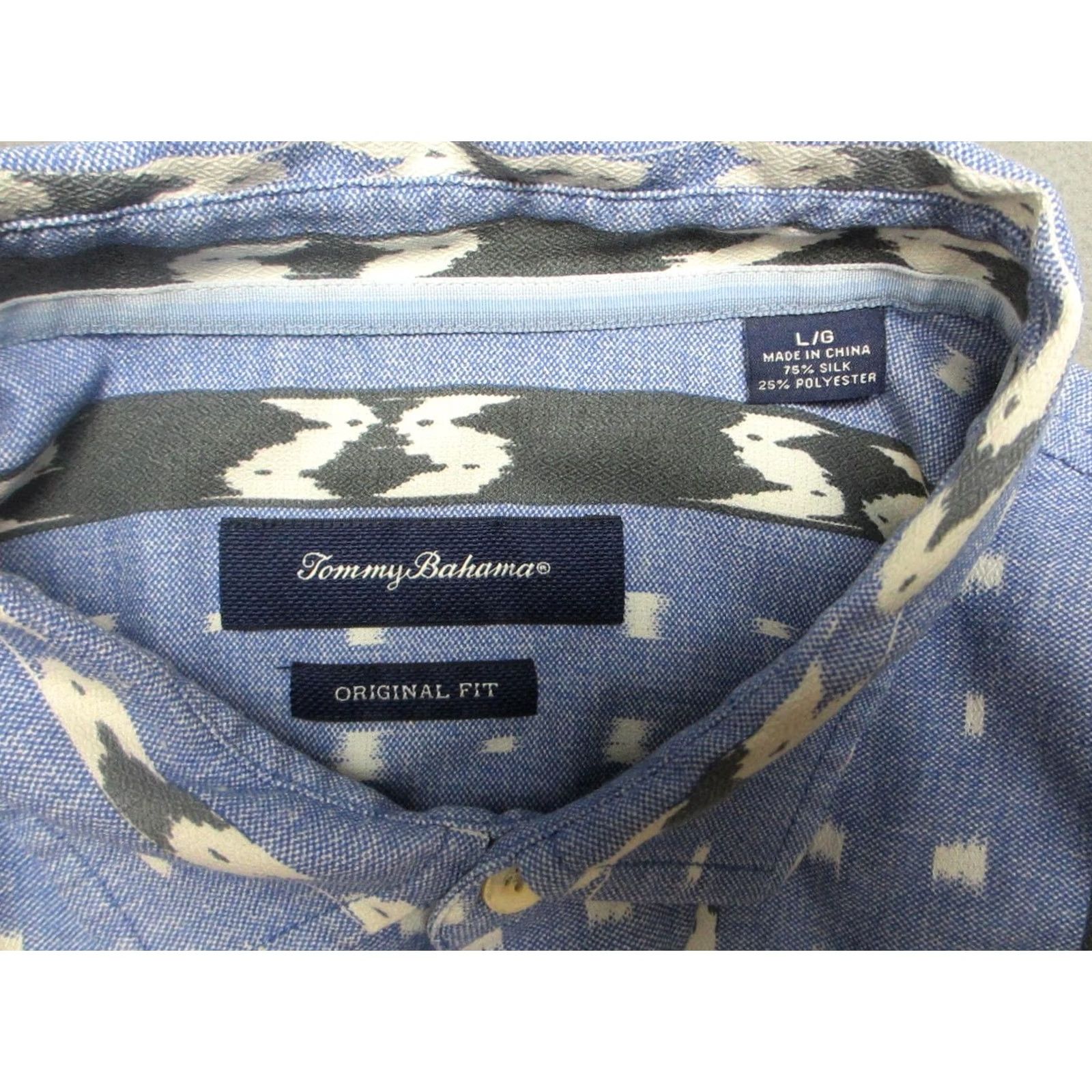 Tommy Bahama Tommy Bahama Shirt Mens Large Blue Silk Button Up Camp Ikat Pattern Original Fit Size US L / EU 52-54 / 3 - 6 Thumbnail