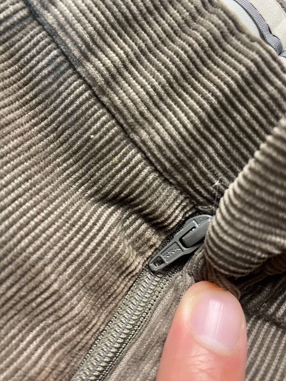 Burberry × Vintage Burberry London Velvet Pants Size US 30 / EU 46 - 11 Thumbnail
