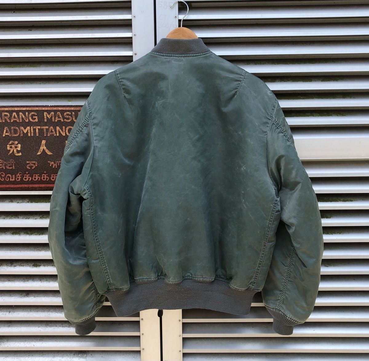 Vintage Vintage Sun Faded Ma-1 Bomber Jacket By Uniqlo Size US XL / EU 56 / 4 - 2 Thumbnail
