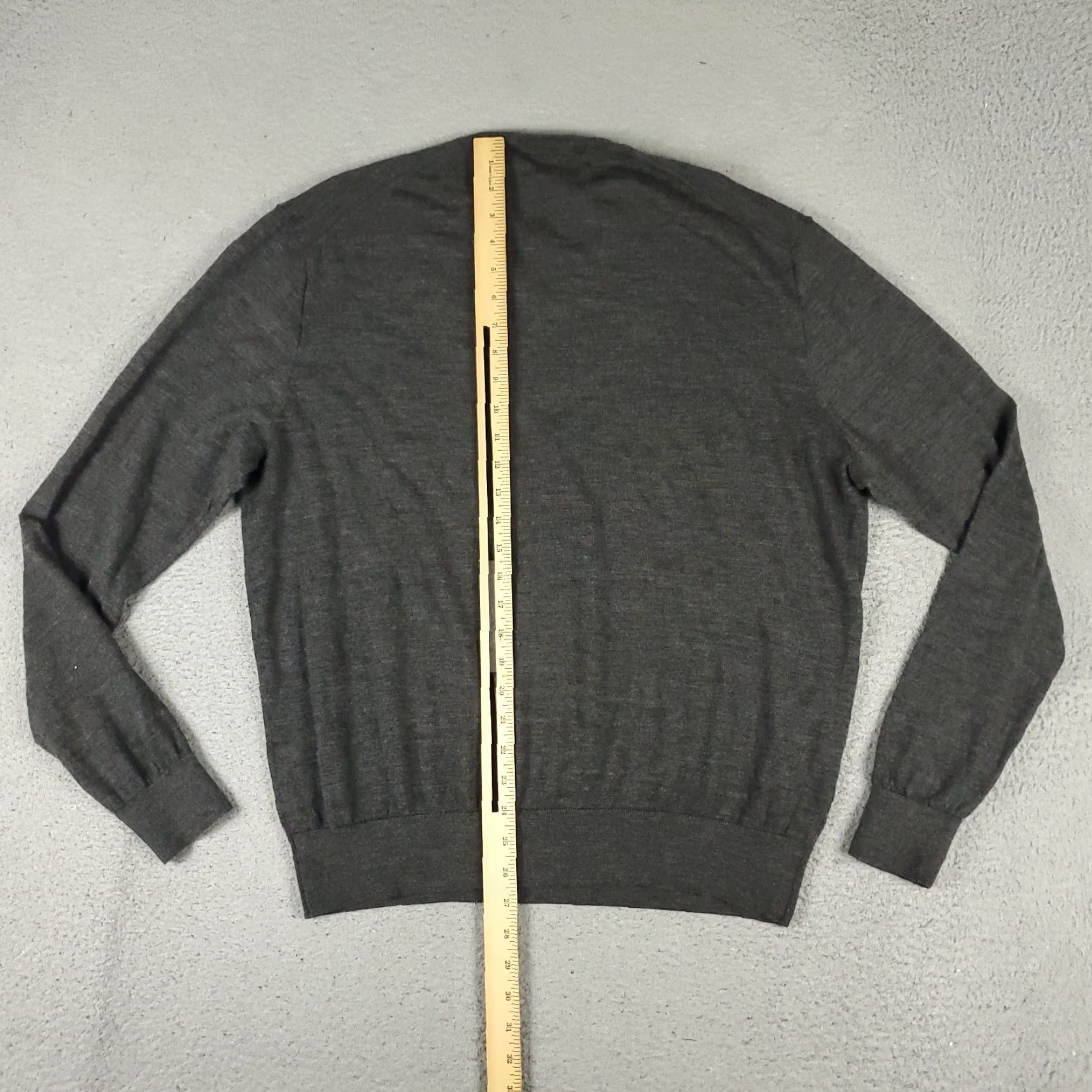 Polo Ralph Lauren Vintage Ralph Lauren Polo Sweater Men 2XL Wool Pullover V Neck Gray Classic Modern Size US XXL / EU 58 / 5 - 6 Thumbnail
