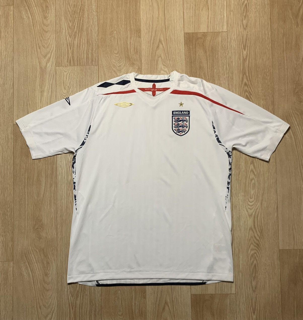 Umbro Vintage 2007-2009 Umbro England Soccer Jersey T-Shirt Size US XXL / EU 58 / 5 - 1 Thumbnail