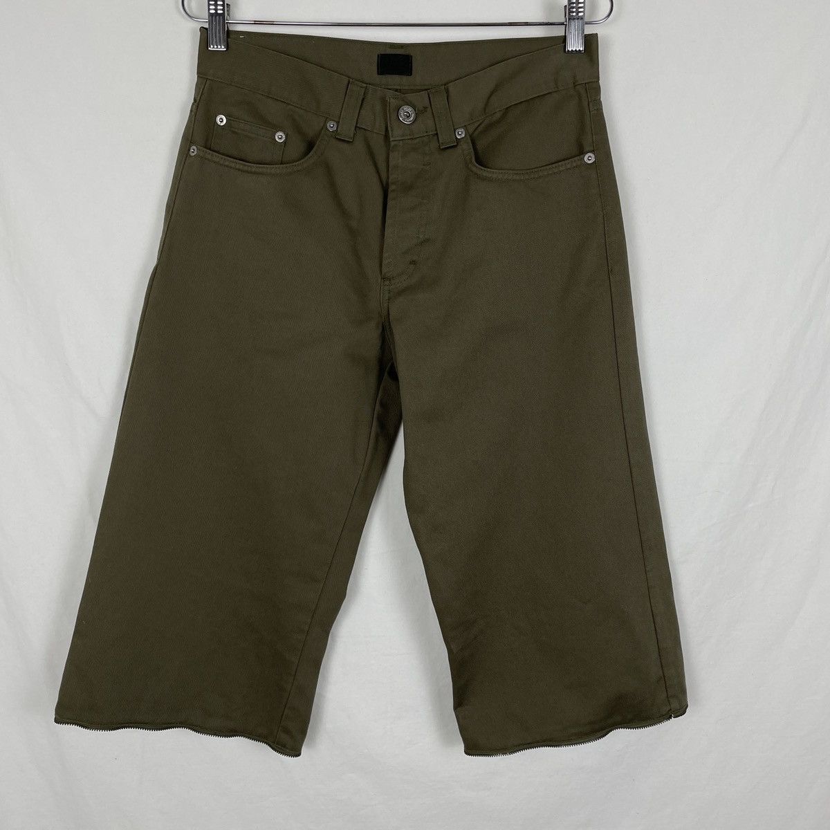 Dolce & Gabbana DOLCE & GABBANA ZIP-OFF CARGO PANTS (SIZE 32) Size US 32 / EU 48 - 11 Thumbnail