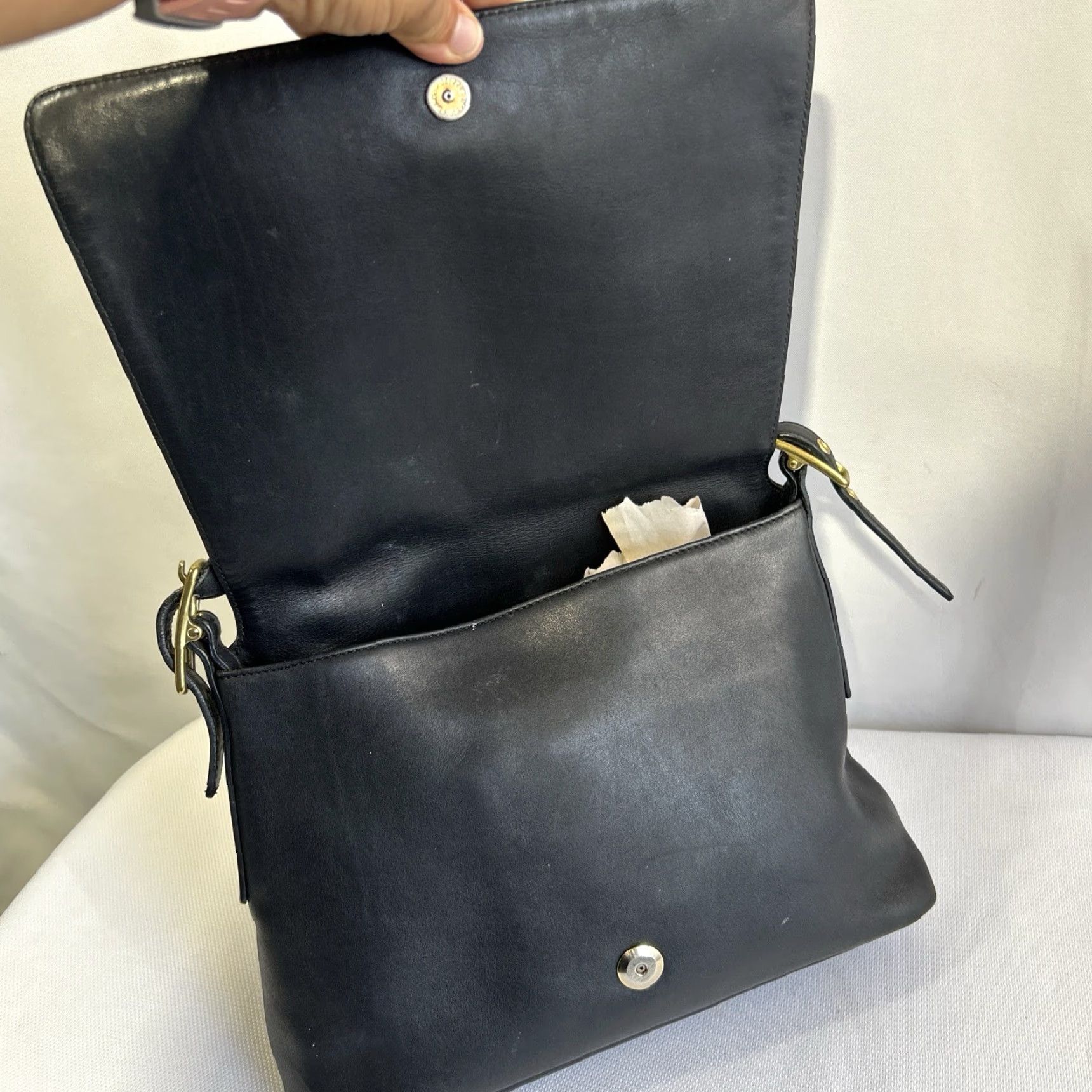 Coach VINTAGE Coach Handbag Black Hobo Bag #M2W-9828 Women Medium Leather Bag Black Brown Lining Gold Hardware Ladies Womens Size ONE SIZE - 7 Thumbnail
