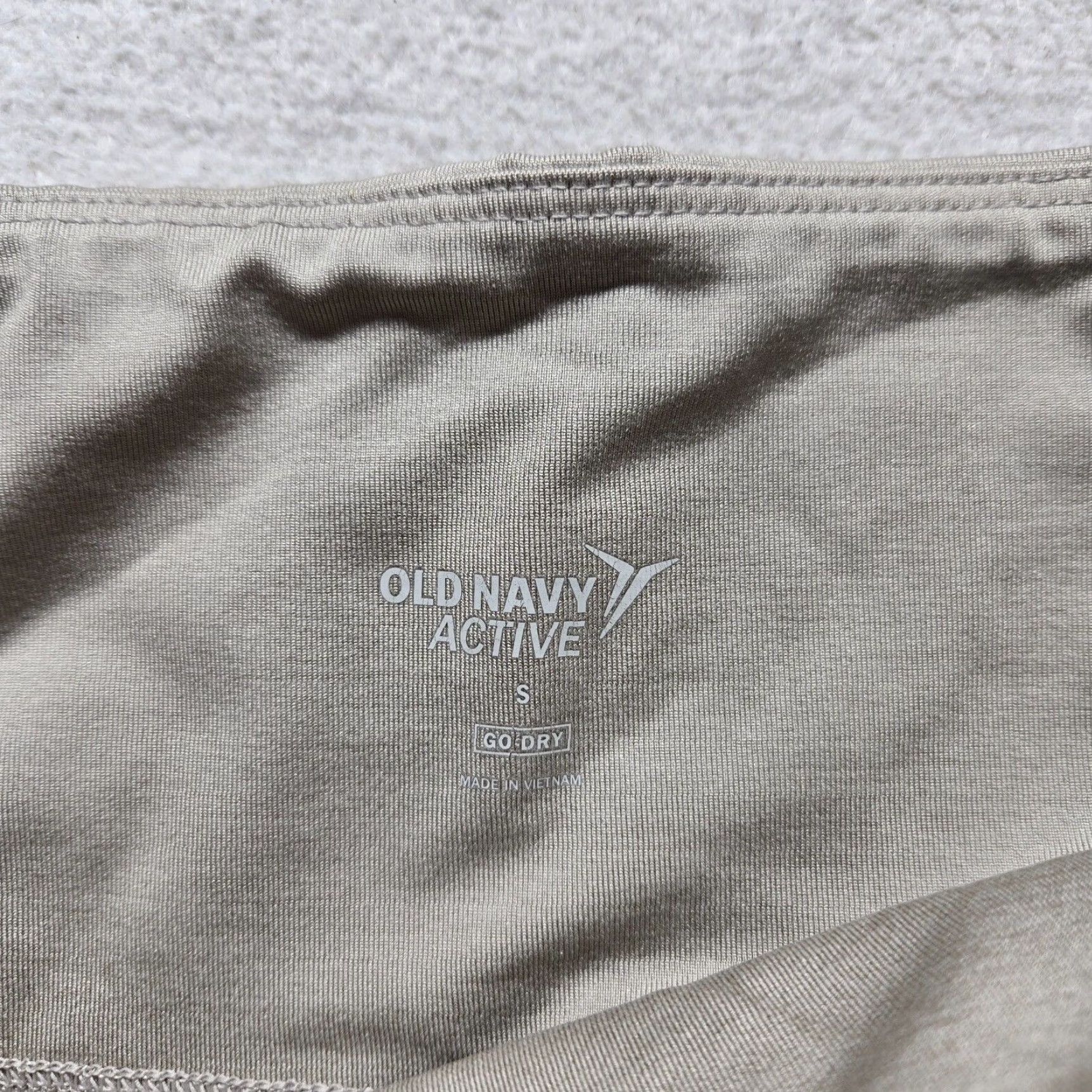 Old Navy Old Navy Go Dry Activewear Leggings Shirt Womens S Gray Athletic Slim Skinny Running Gym Shoes? Size 28" / US 6 / IT 42 - 3 Thumbnail