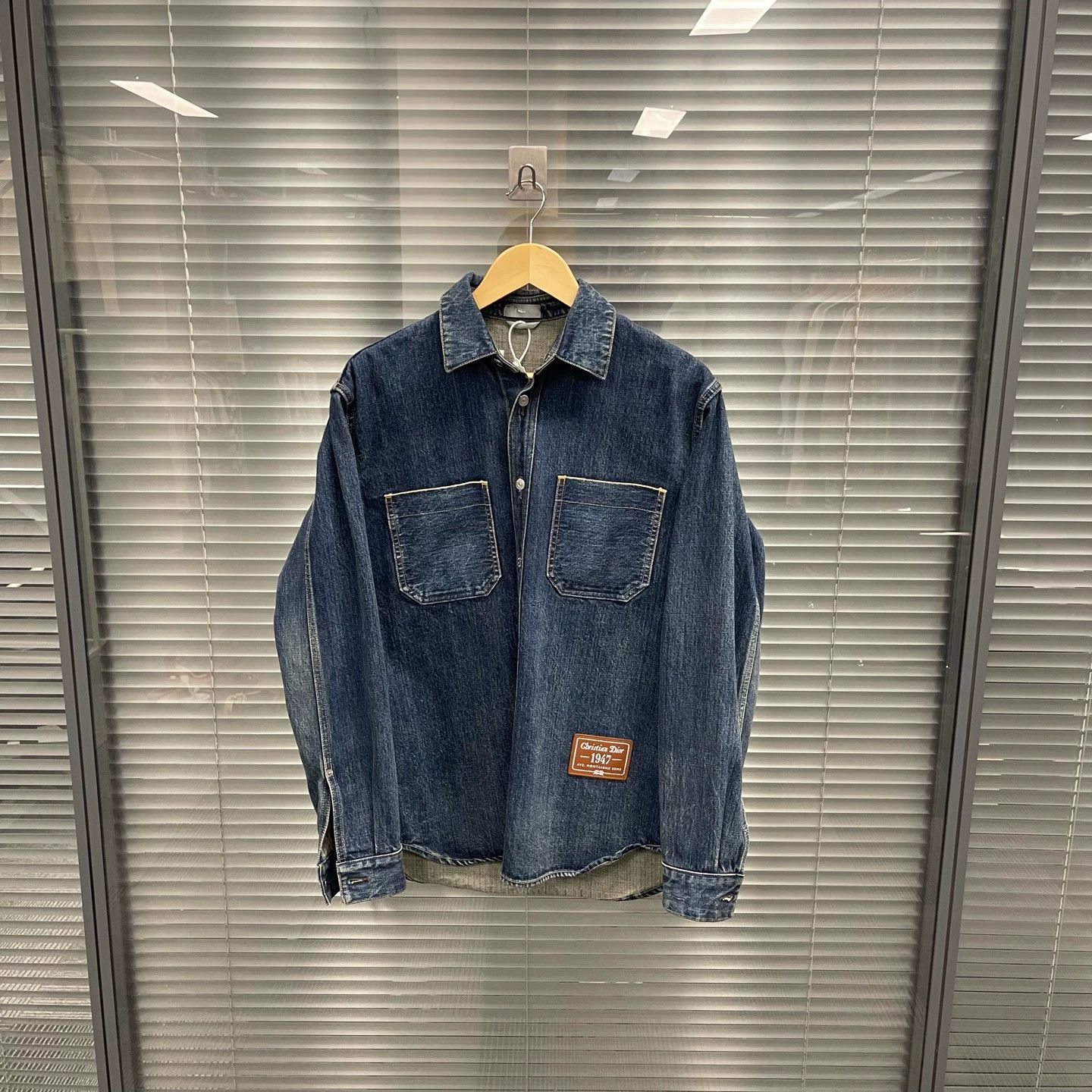 Dior Dior mini tag lapel button-front denim jacket new 38 Size US XXS / EU 40 - 1 Thumbnail