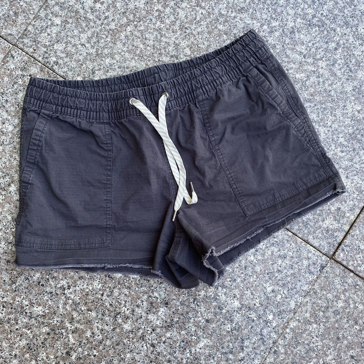 Vuori Vuori shorts size S Size 28" / US 6 / IT 42 - 1 Thumbnail