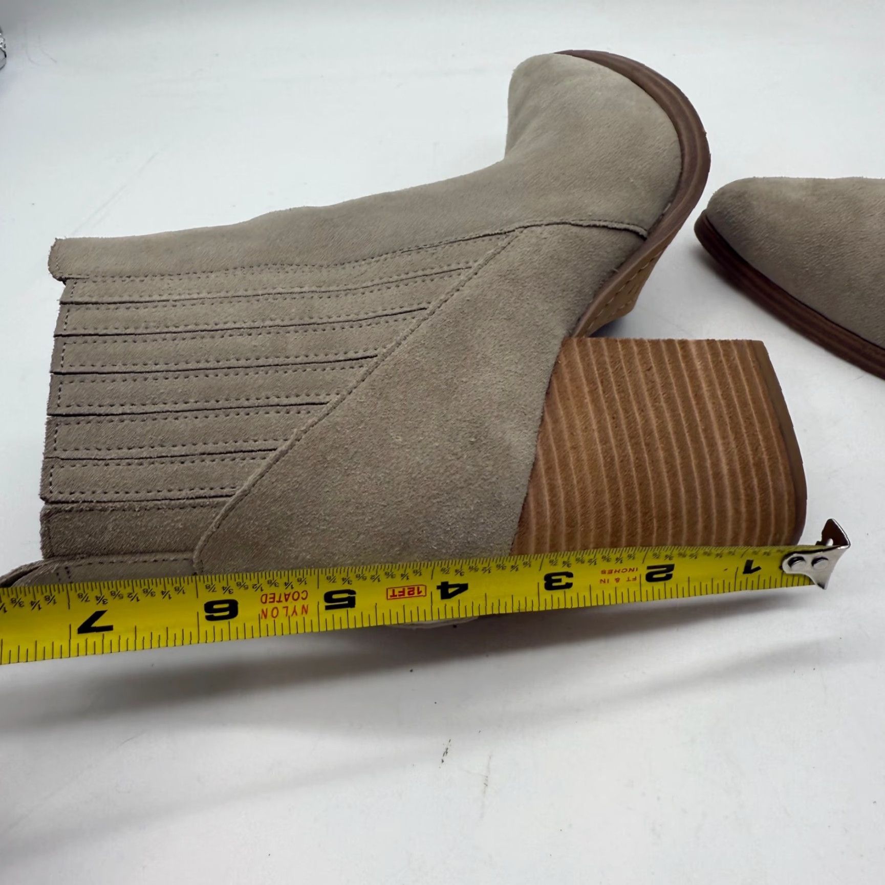 Marc Fisher Marc Fisher Womens Bootie Suede Gray Pointed Toe Block Heel Ankle Bootie Sz 7 Size US 7 / IT 37 - 3 Thumbnail