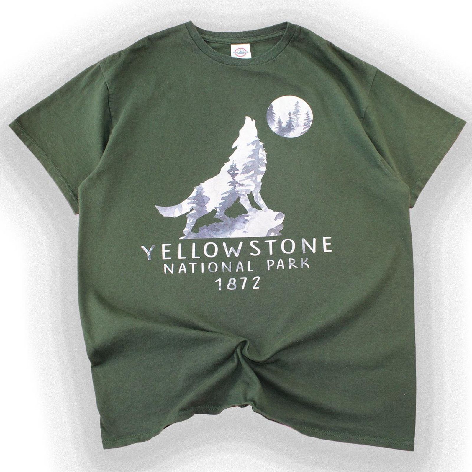 Vintage Vintage 2000's Green Yellowstone Park Graphic tee Size US L / EU 52-54 / 3 - 1 Thumbnail