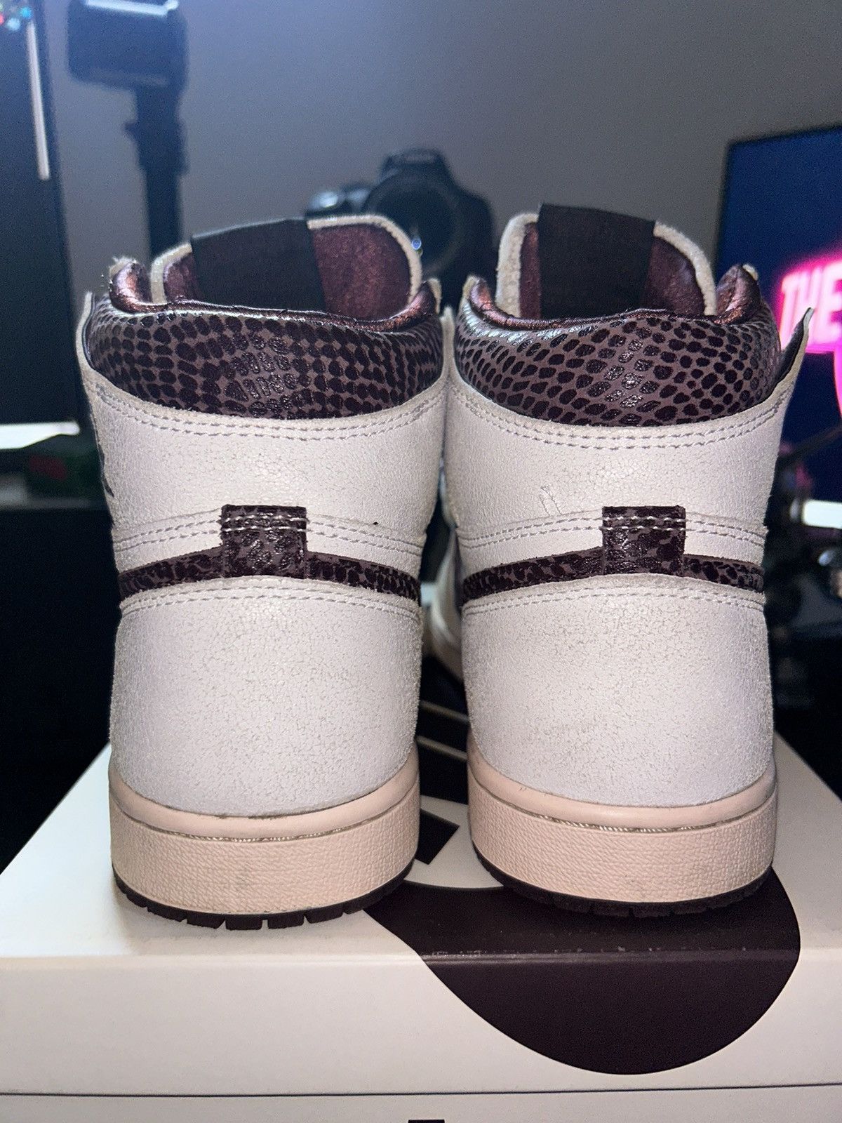 A Ma Maniere × Jordan Brand A ma maniére air Jordan 1 Size US 8 / EU 41 - 6 Thumbnail