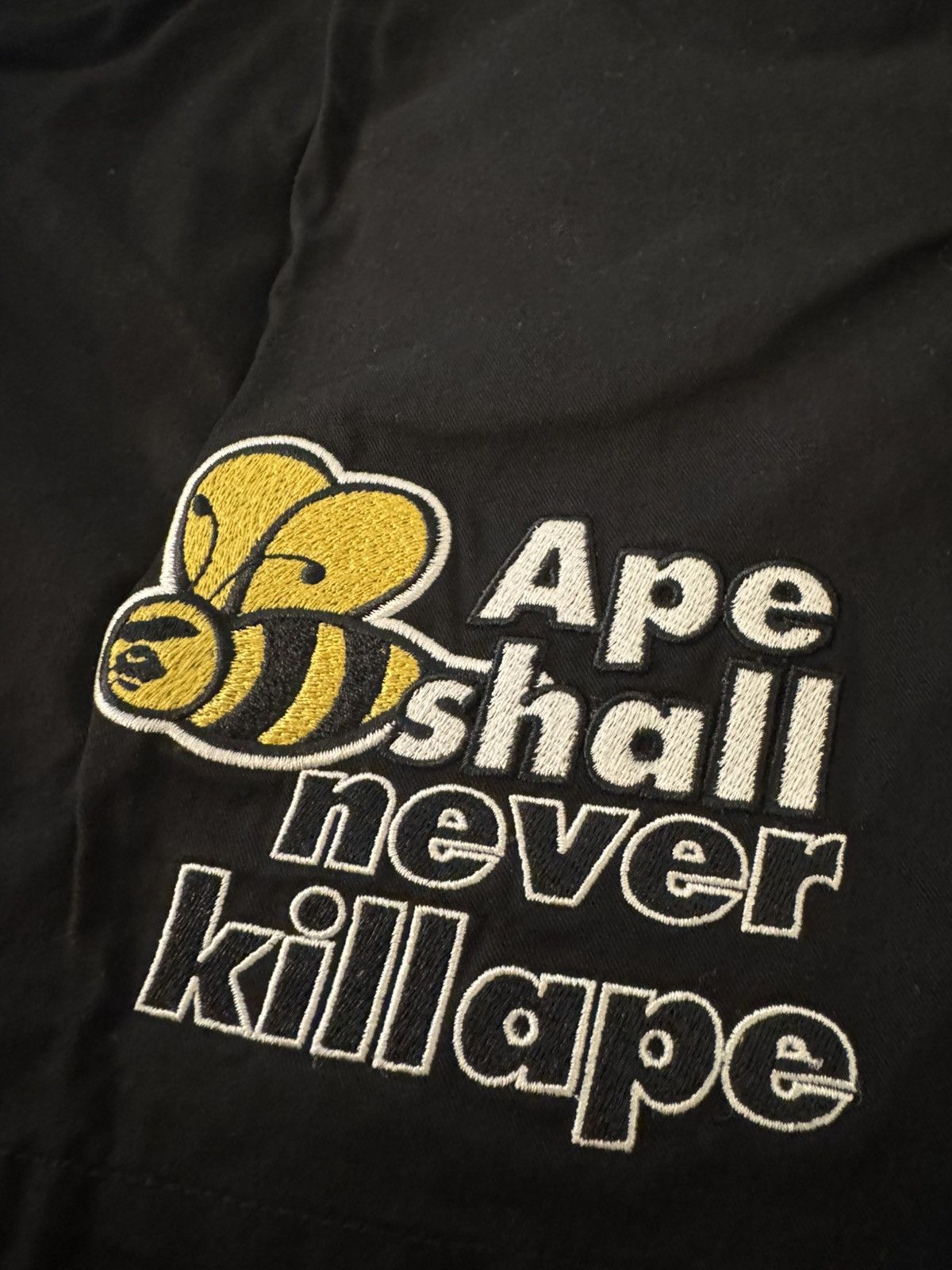 Bape BAPE SHORTS MEDIUM - Ape Shall Never Kill Ape Size US 31 - 3 Thumbnail