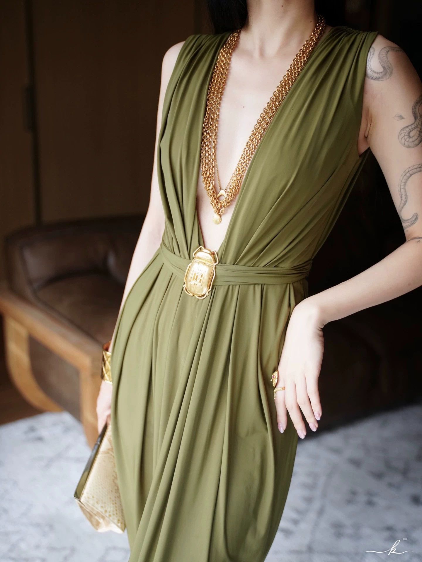 Balmain Balmain Egyptian Scarab Deep V Moss Green Long Dress Size M / US 6-8 / IT 42-44 - 9 Thumbnail