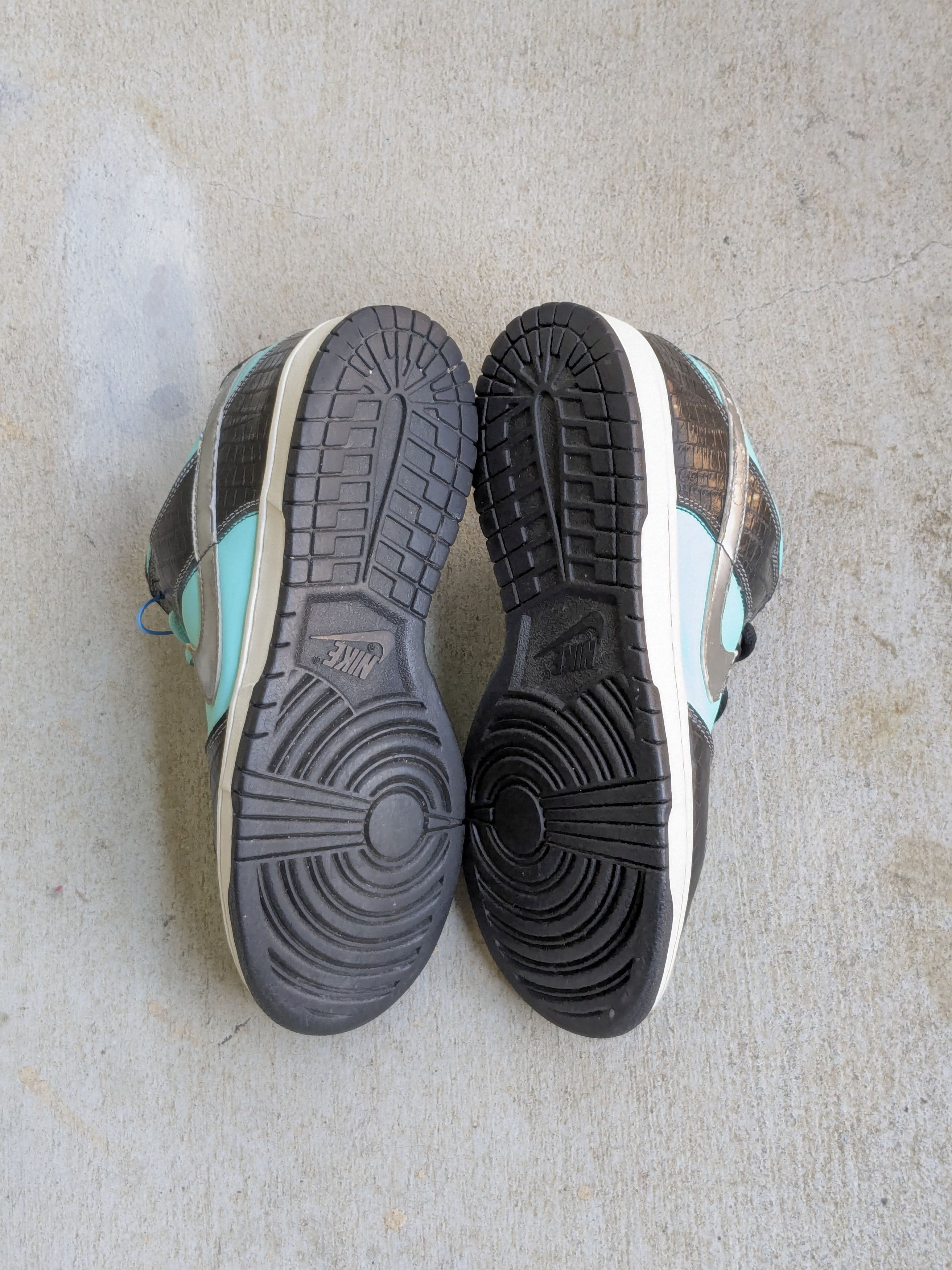 Nike Nike SB Dunk Low Pro x Diamond Supply Co. Tiffany 10 Size US 10 / EU 43 - 18 Thumbnail