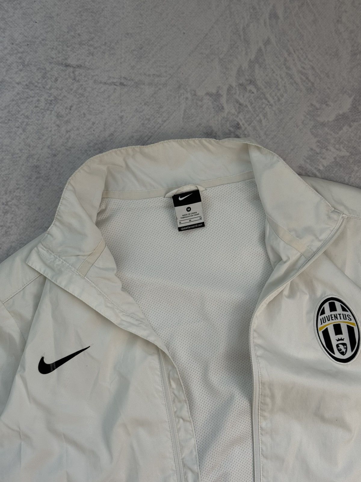 Nike × Nike ACG NIKE VINTAGE BASIC LOGO OVERSIZE JUVENTUS LIGHT JACKET Size US M / EU 48-50 / 2 - 4 Thumbnail