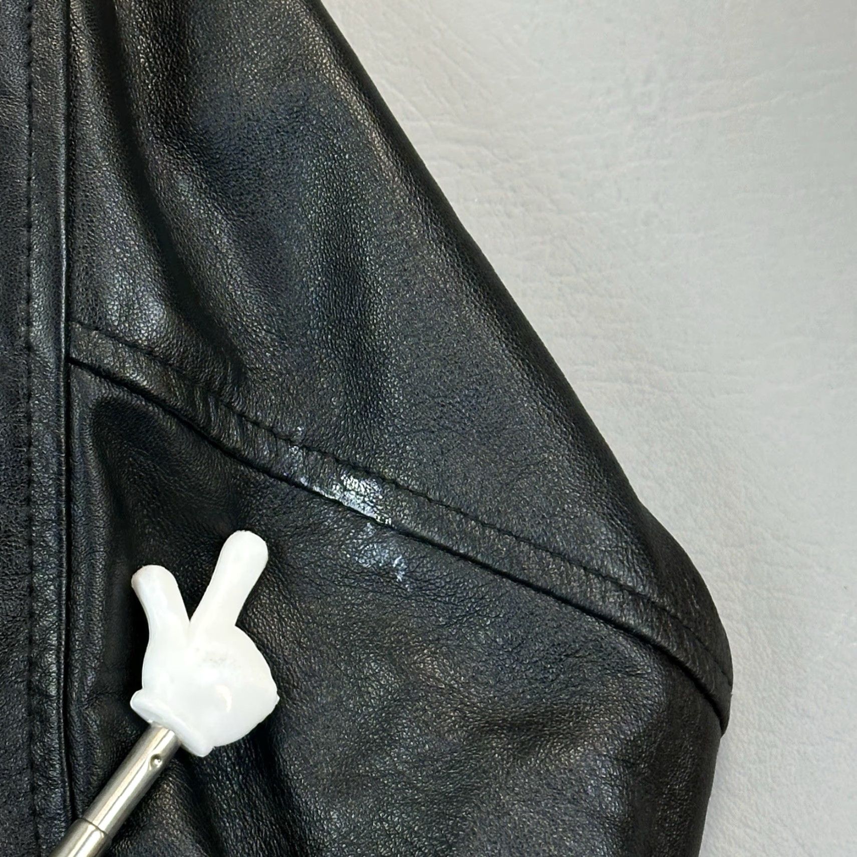 Vintage VINTAGE Wilsons Leather M Julian Motot Jacket Mens L Black Leather Full Zip Lined Bomber 90s Retro Motorcycle Zipper Size US L / EU 52-54 / 3 - 4 Thumbnail