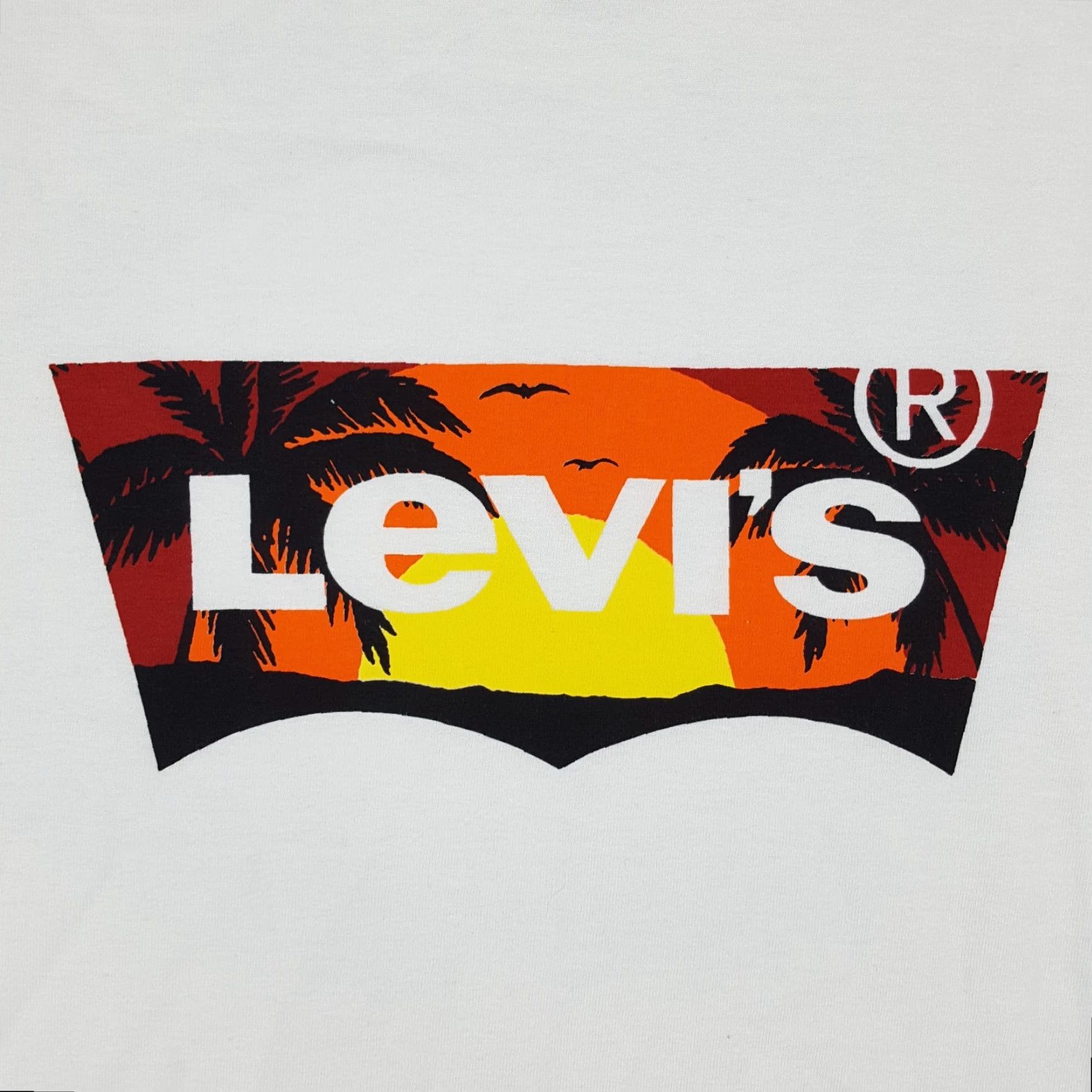 Levi's VINTAGE Levi's Shirt Men's XL Long Sleeve White 00s Beach Logo Levi Strauss Red Tab T Shirt Mens Size US XL / EU 56 / 4 - 3 Thumbnail