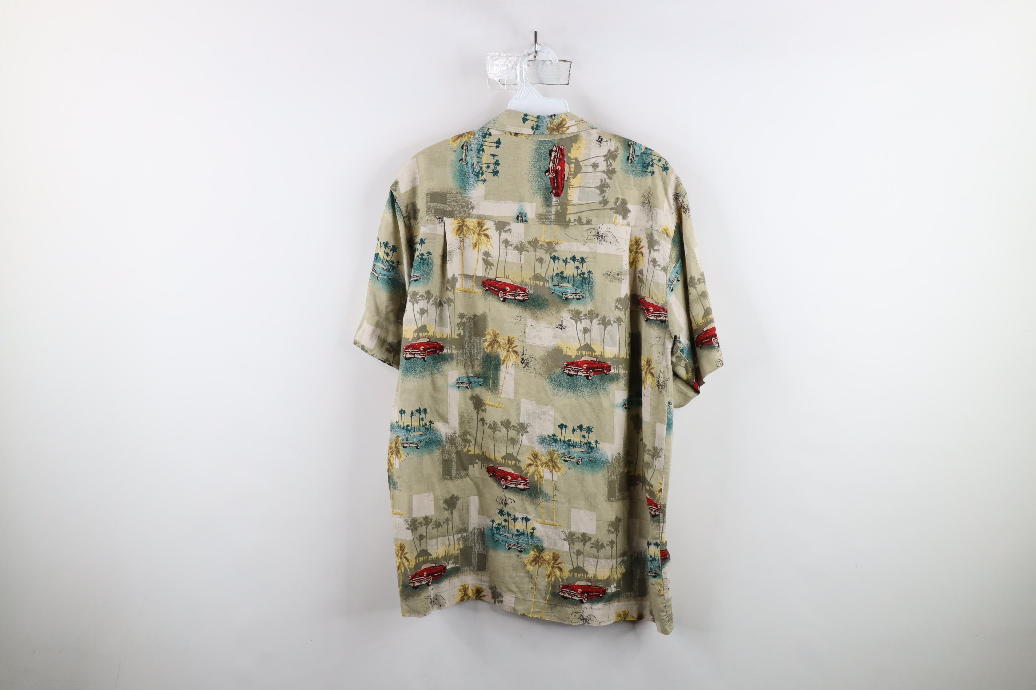 Vintage Vintage 90s Streetwear Car Palm Tree Hawaiian Button Shirt Size US S / EU 44-46 / 1 - 10 Thumbnail
