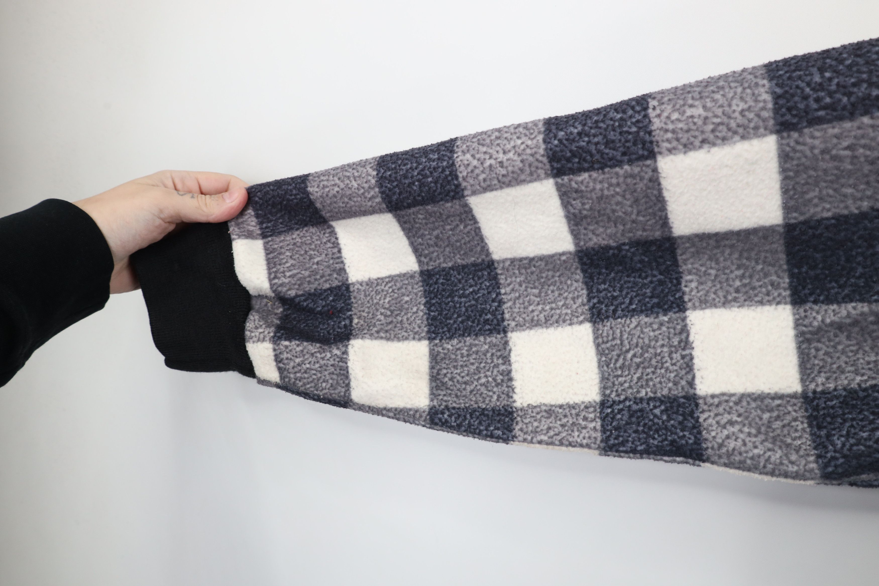 Vintage Vintage 90s Streetwear Fleece Pullover Sweater Plaid Size L / US 10 / IT 46 - 6 Thumbnail