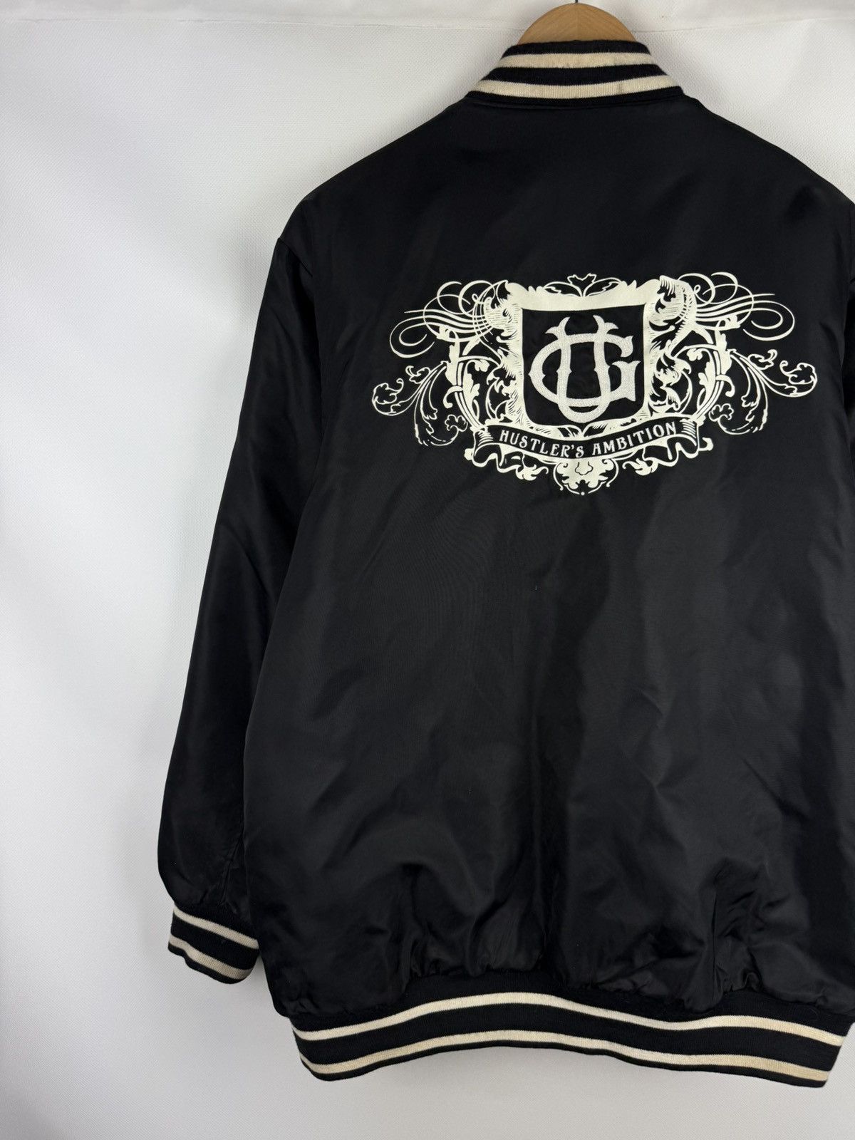G-Unit G Unit Men’s Rap Hip Hop Varsity Bomber Jacket Size L Nylon Size US L / EU 52-54 / 3 - 16 Thumbnail