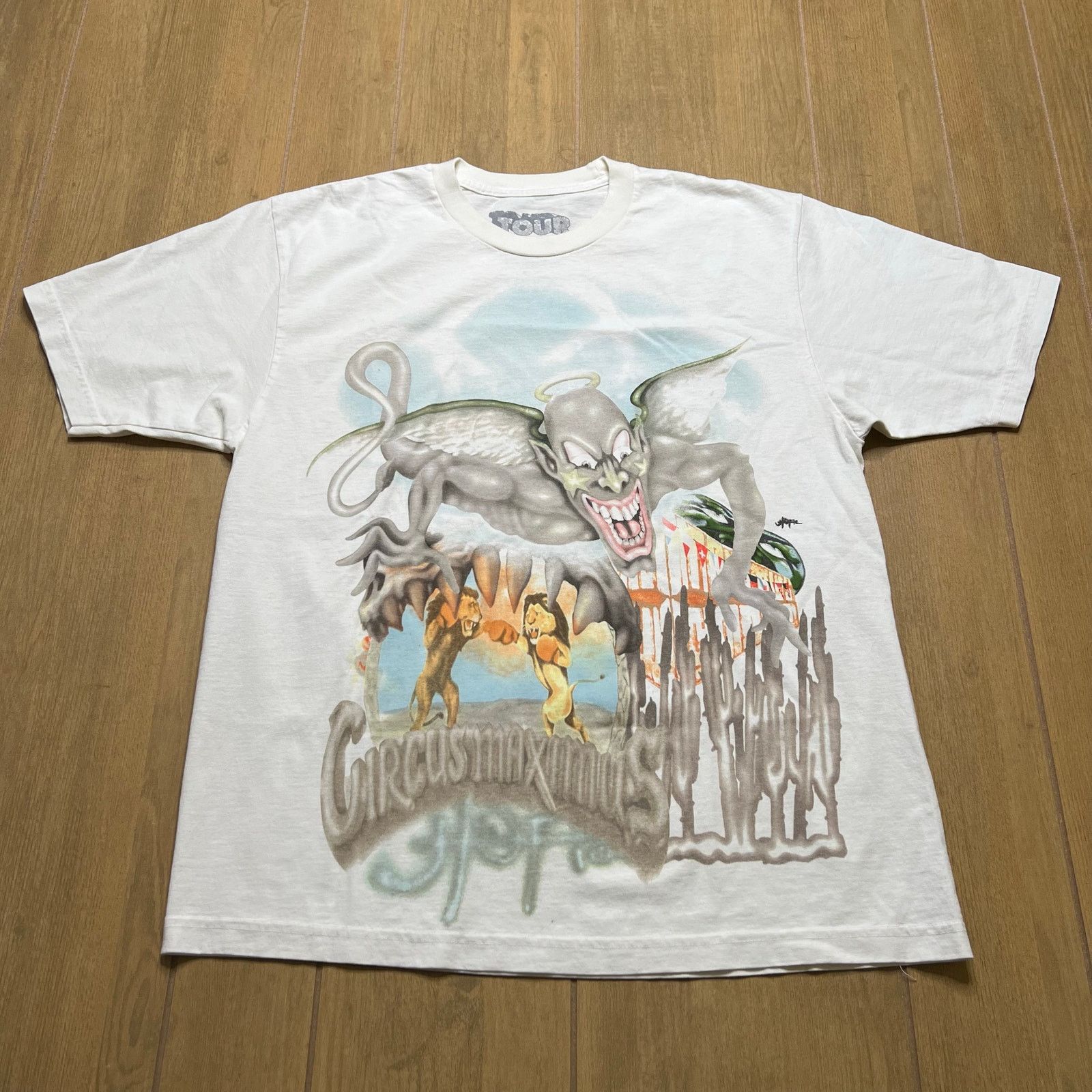 Vintage Travis Scott Utopia Circus Maximus Tour III Graphic T-shirt Size US L / EU 52-54 / 3 - 1 Thumbnail