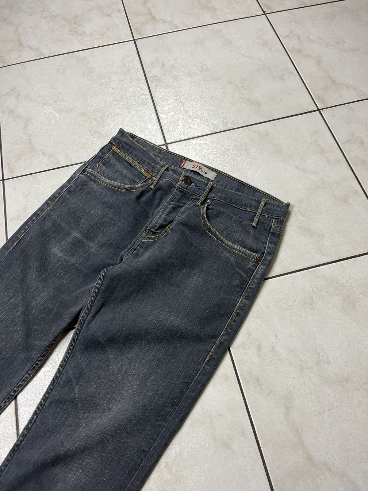 Levi's × Vintage Vintage Levi’s 519 slim denim y2k washed skinny jeans Size US 32 / EU 48 - 6 Thumbnail