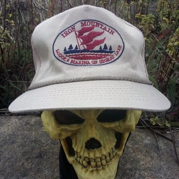 Vintage DS Vintage Iron Mountain Lodge & Marina Snap Trucker Hat - Size ONE SIZE - 1 Thumbnail