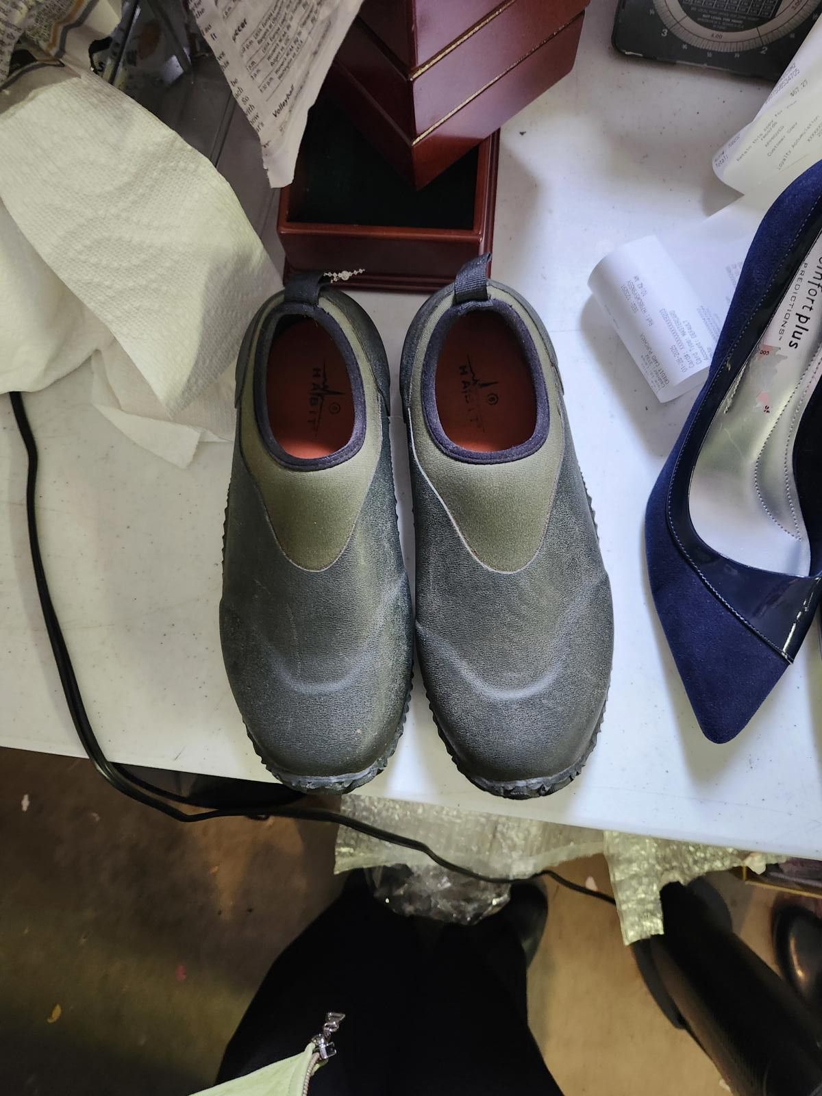 Designer Habit sz 6 like new Size US 6.5 / IT 36.5 - 1 Preview