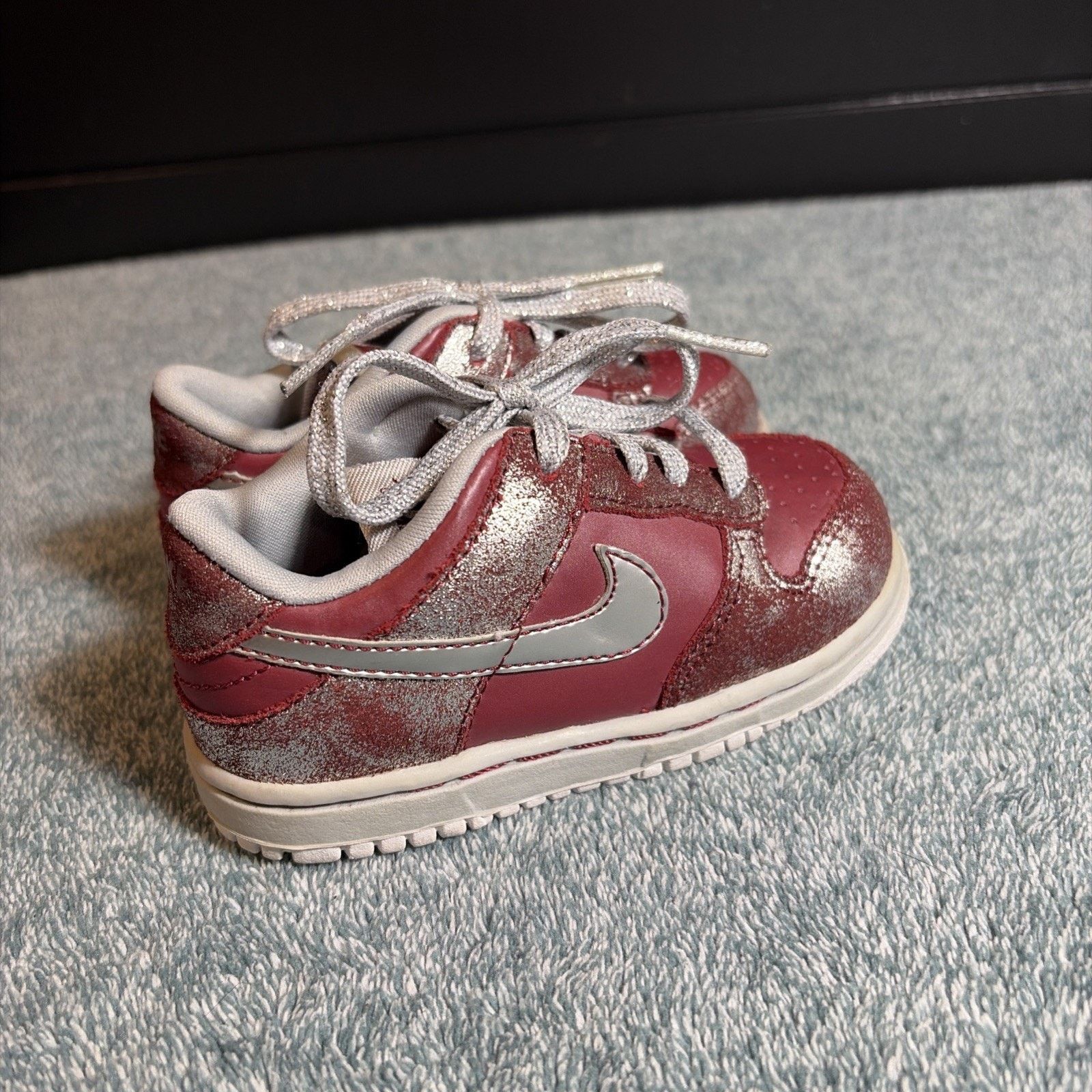 Nike Nike Dunk Low Team Red Metallic Silver Toddler Size US 6.5C Size US 6.5 / EU 39-40 - 2 Thumbnail