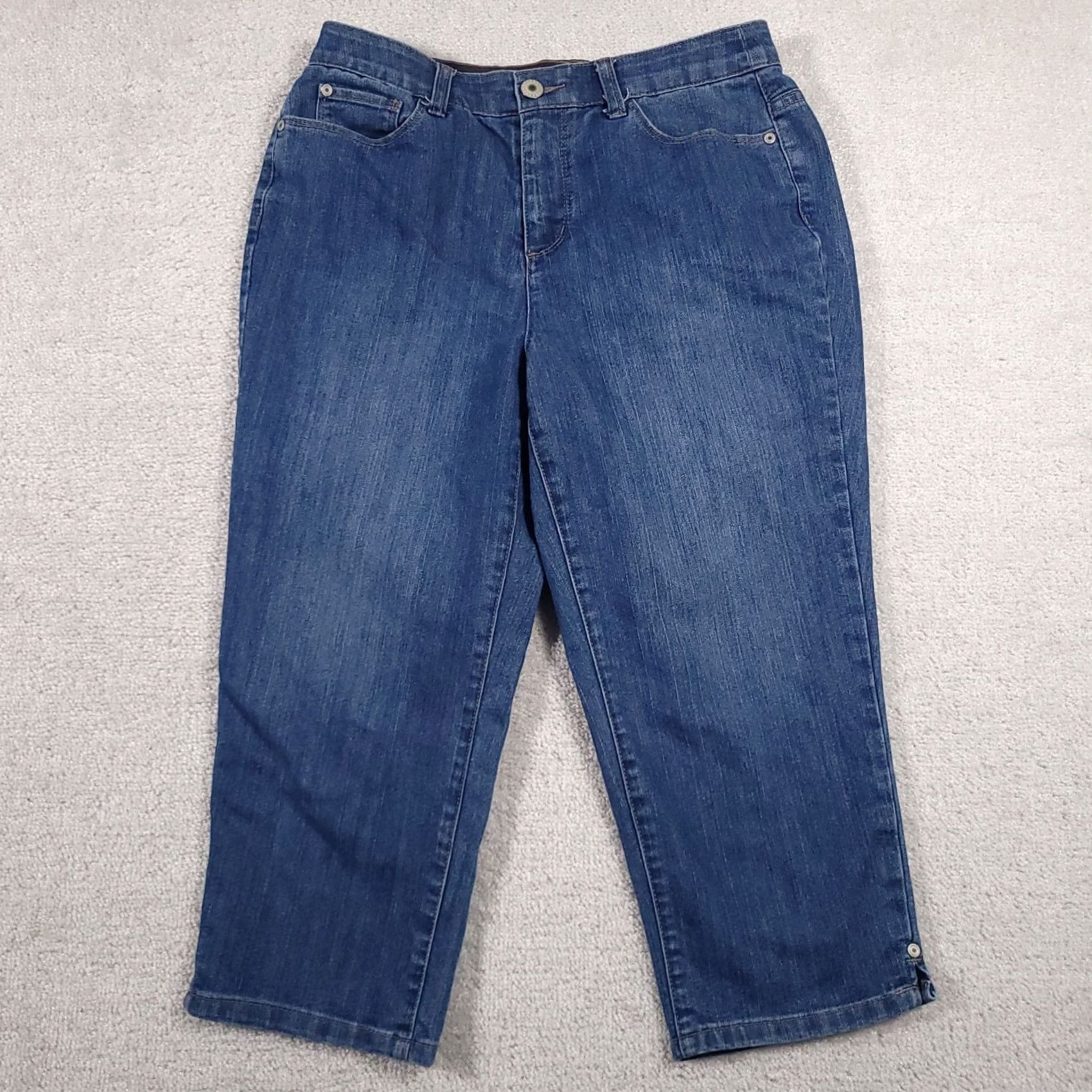Vintage Christopher & Banks Capri Jeans Women's 4 Regular Denim Capri Jeans Blue 29 Waist Mid Rise 5-Pocket Stretch Size 27" / US 4 / IT 40 - 2 Thumbnail