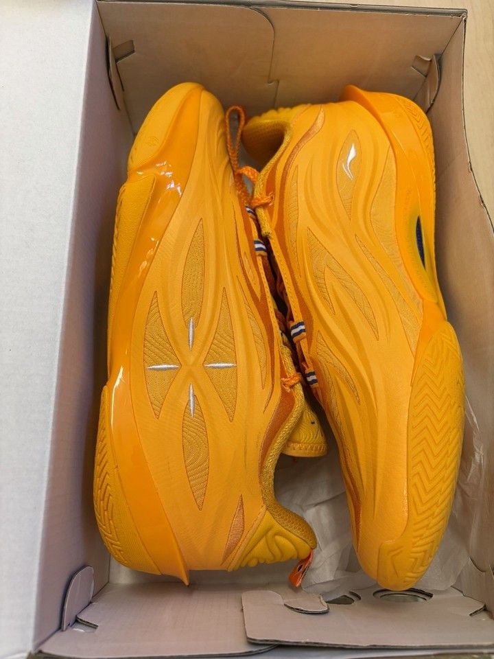 Li-Ning Li-Ning Way Of Wade 808 5 Ultra V2 Orange size 9 ABAV045-16 Size US 9 / EU 42 - 8 Thumbnail