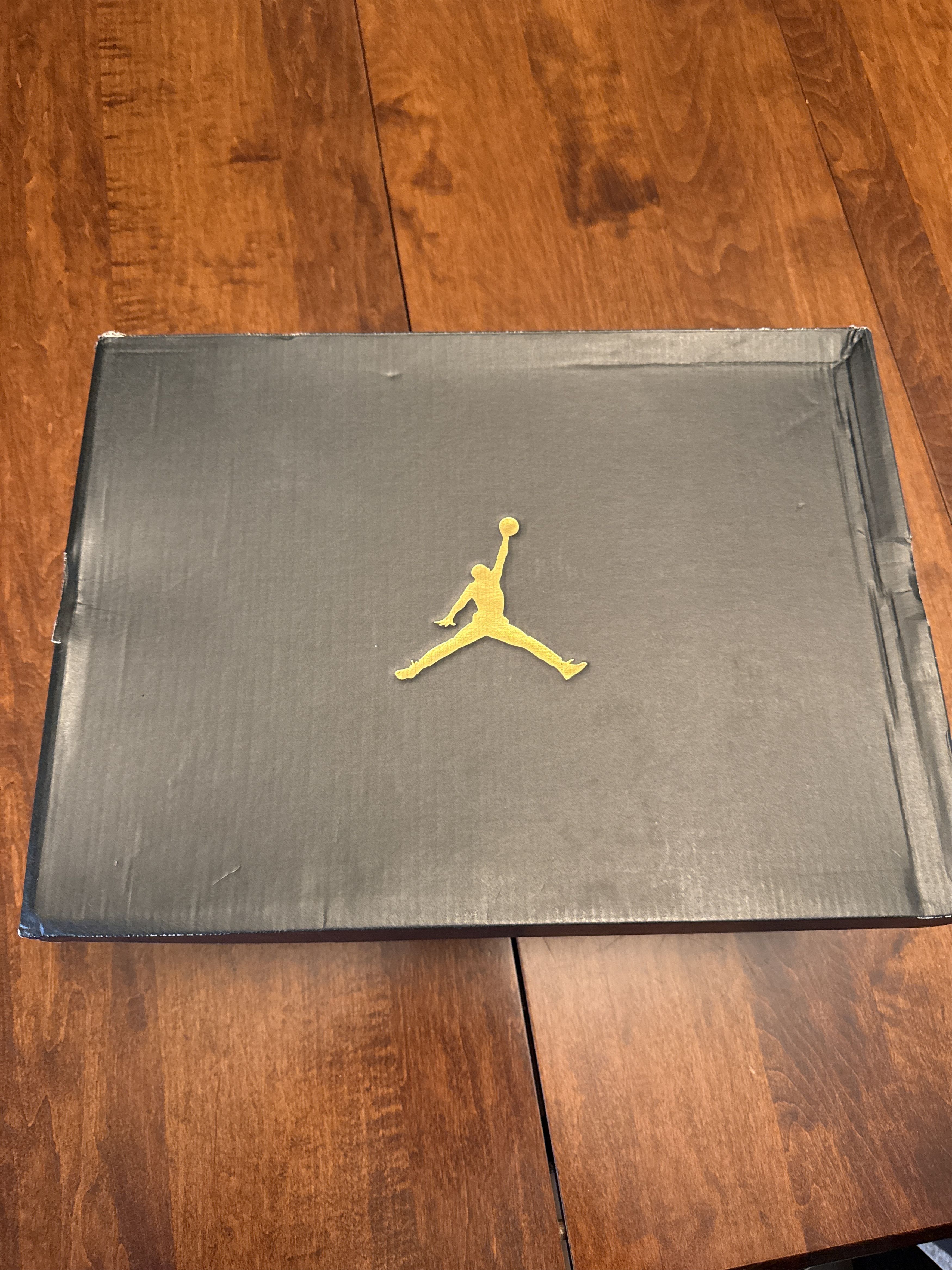 Jordan Brand Friends and Family PSG Jordan 5 Size US 12.5 / EU 45-46 - 12 Thumbnail