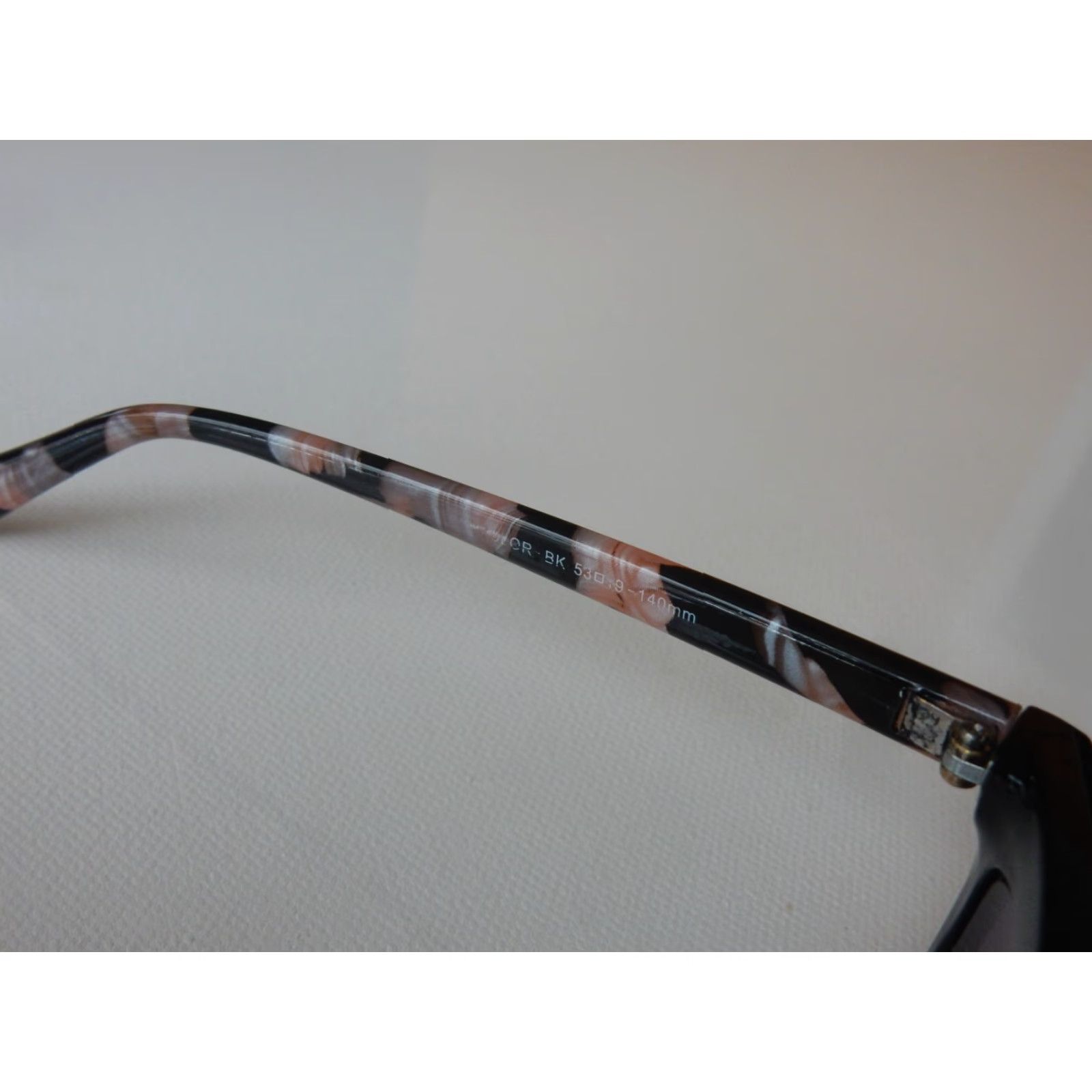 Vintage Elle Sunglasses 53 19 140 ELLE Black Sunglasses Women Size ONE SIZE - 5 Thumbnail