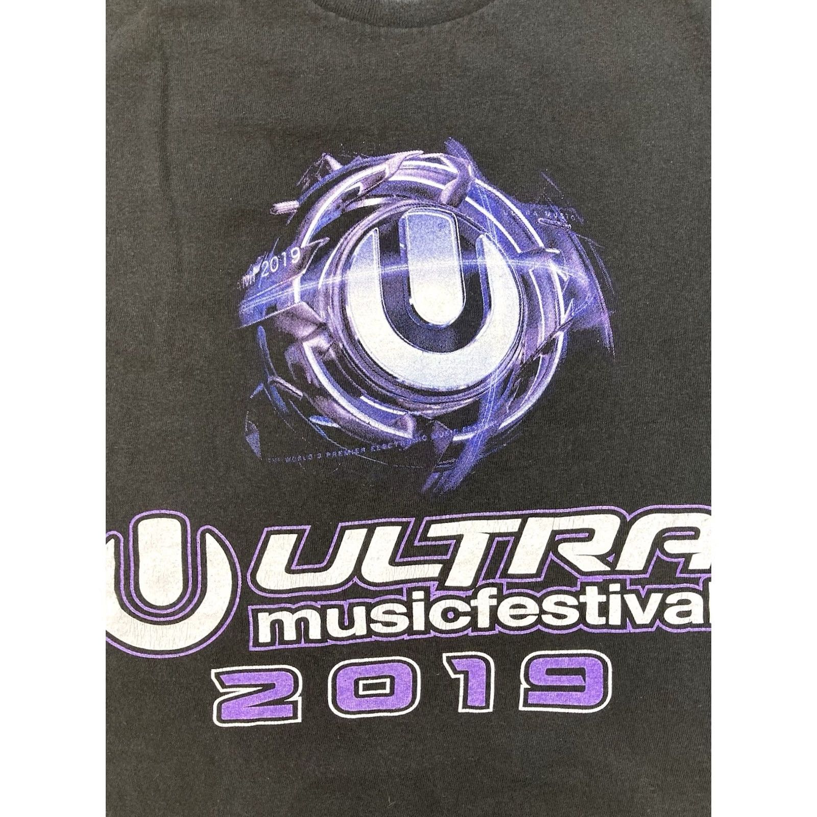 Delta VINTAGE Ultra Music Festival 2019 Miami Graphic T-shirt Women Small Black Short Sleeve Size S / US 4 / IT 40 - 2 Thumbnail