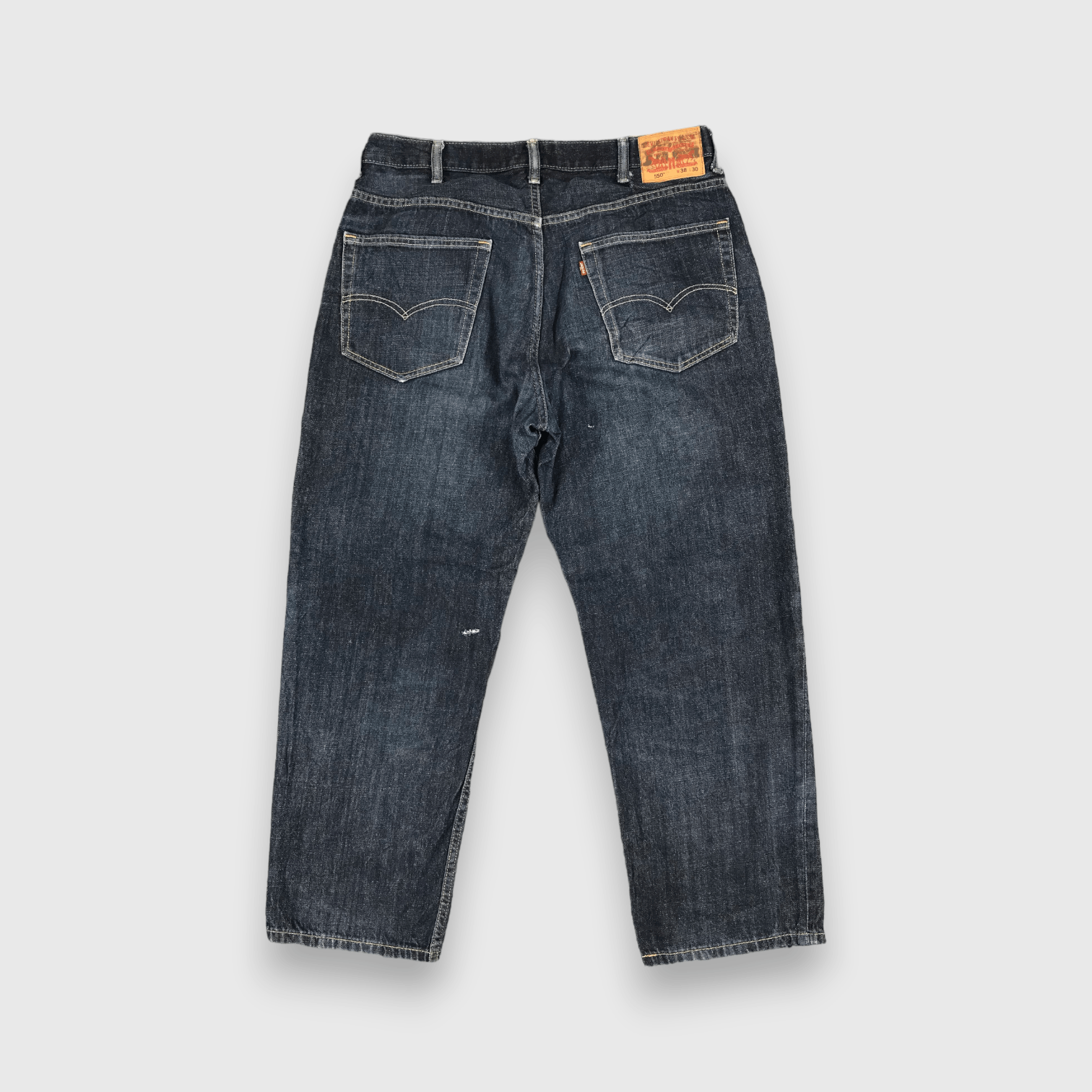 Levi's Vintage 550 Levis Jeans Blue Wash Denim -J817 Size US 36 / EU 52 - 2 Thumbnail