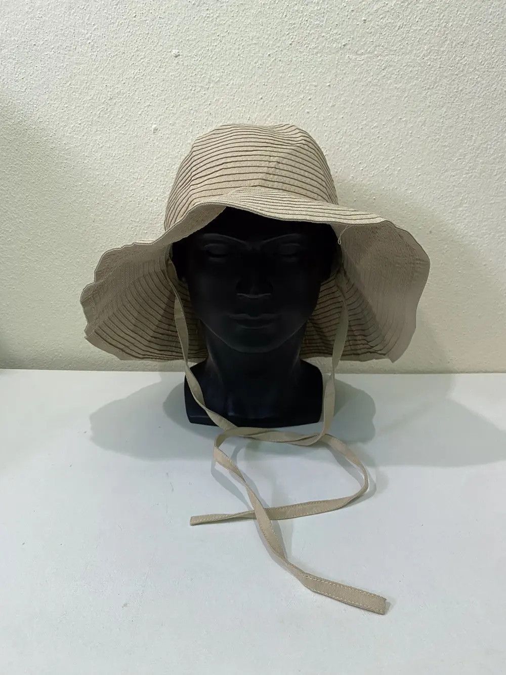 H&M H&M Plain Bucket Hat Size ONE SIZE - 3 Thumbnail