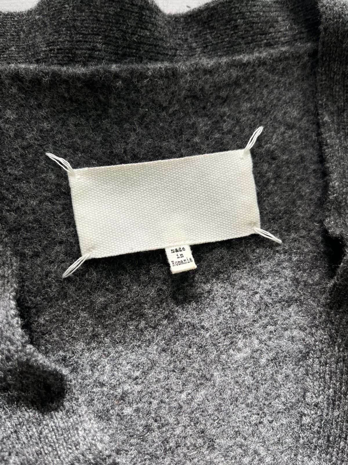 Maison Margiela Maison Margiela Wool Short Sleeve Cardigan Sweater Size S / US 4 / IT 40 - 3 Thumbnail