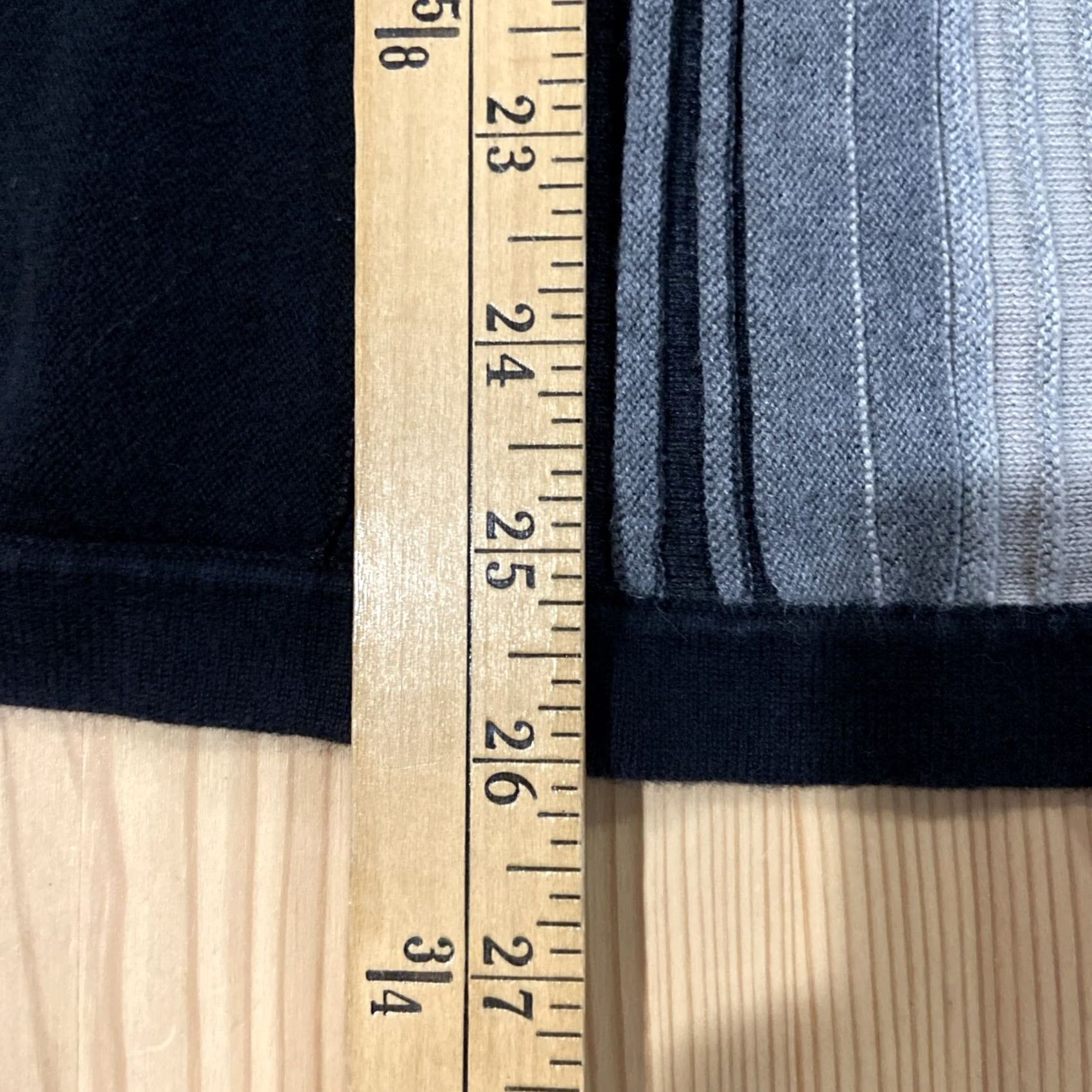 Perry Ellis Perry Ellis Sweater Crewneck Men M Slim Solid Black Polyester Viscose Rayon Knit Pullover Knitwear 3D Crown Neck Casual Size US M / EU 48-50 / 2 - 3 Thumbnail