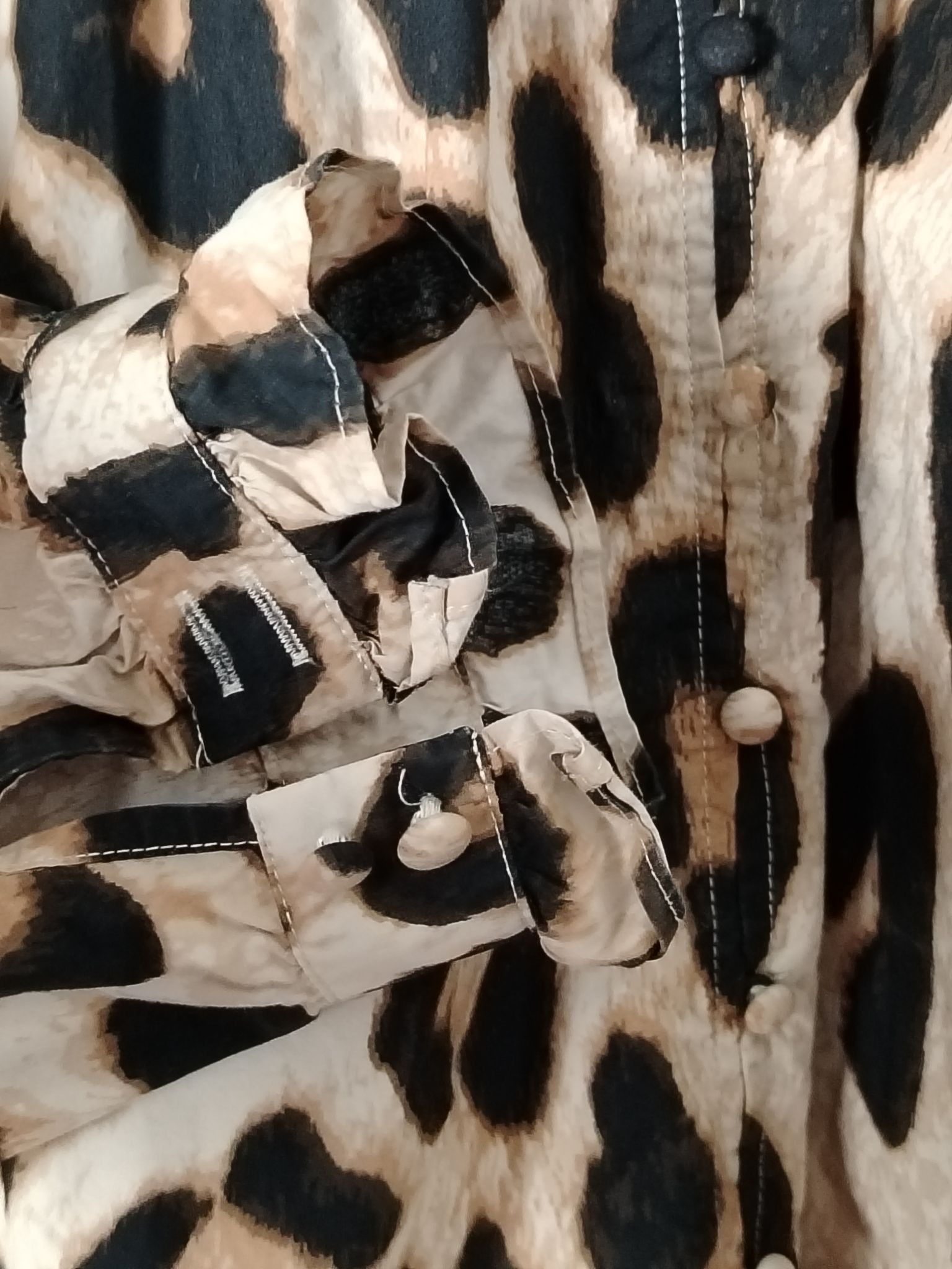 H&M Pre-Loved Blouse Women M Leopard Print Ruffle Collar Long Size M / US 6-8 / IT 42-44 - 2 Thumbnail