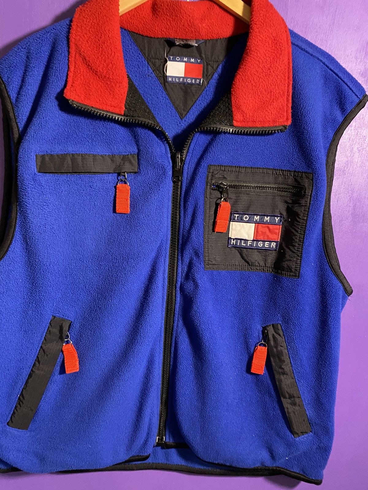 Tommy Hilfiger Vintage 90s Tommy Hilfiger fleece vest Size US XL / EU 56 / 4 - 3 Thumbnail