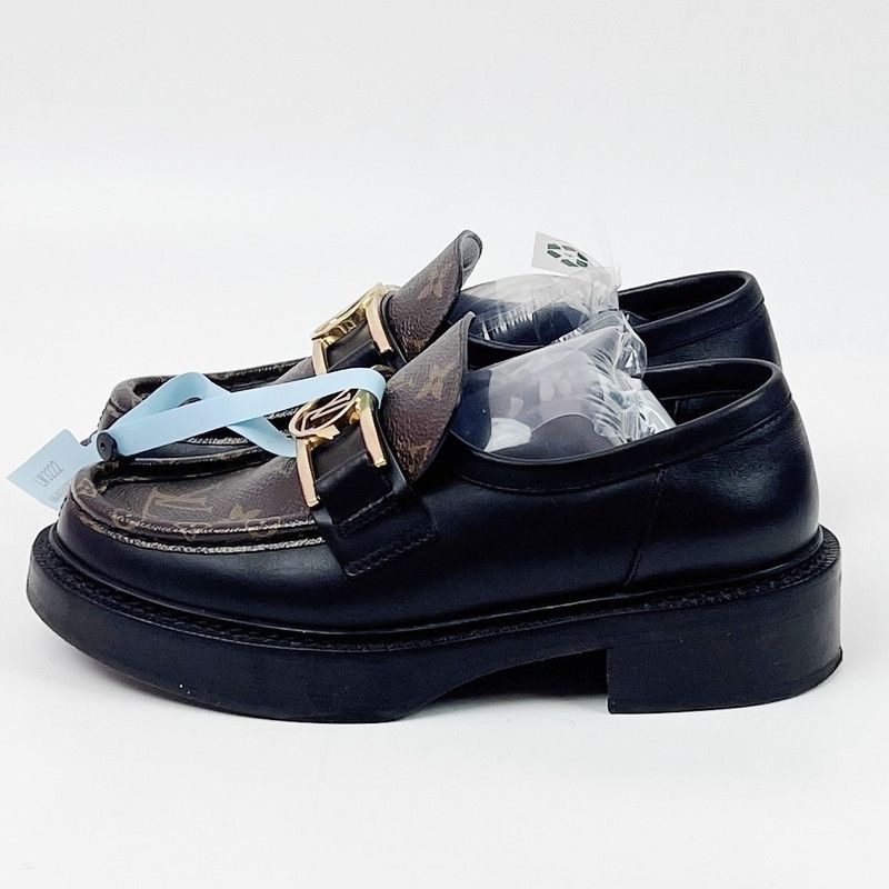 Louis Vuitton Louis Vuitton Academy Black Leather Loafers 0079 Size US 6 / IT 36 - 1 Thumbnail