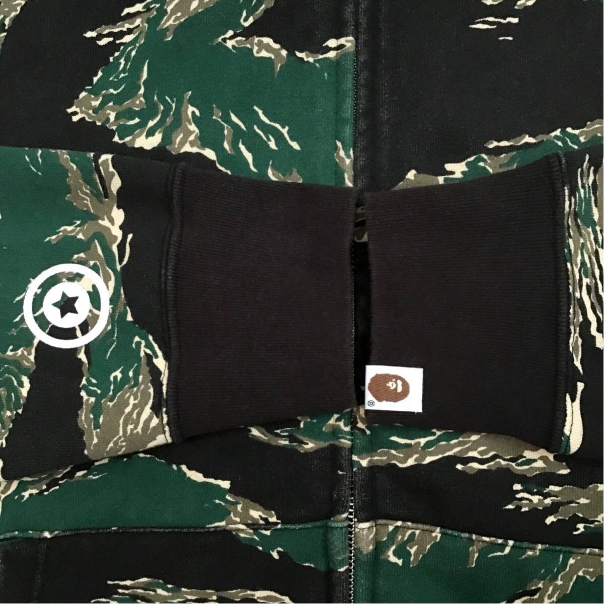Bape 🔥2XL🔥 BAPE Tiger full zip hoodie tiger camo XXL APE Size US XXL / EU 58 / 5 - 6 Thumbnail