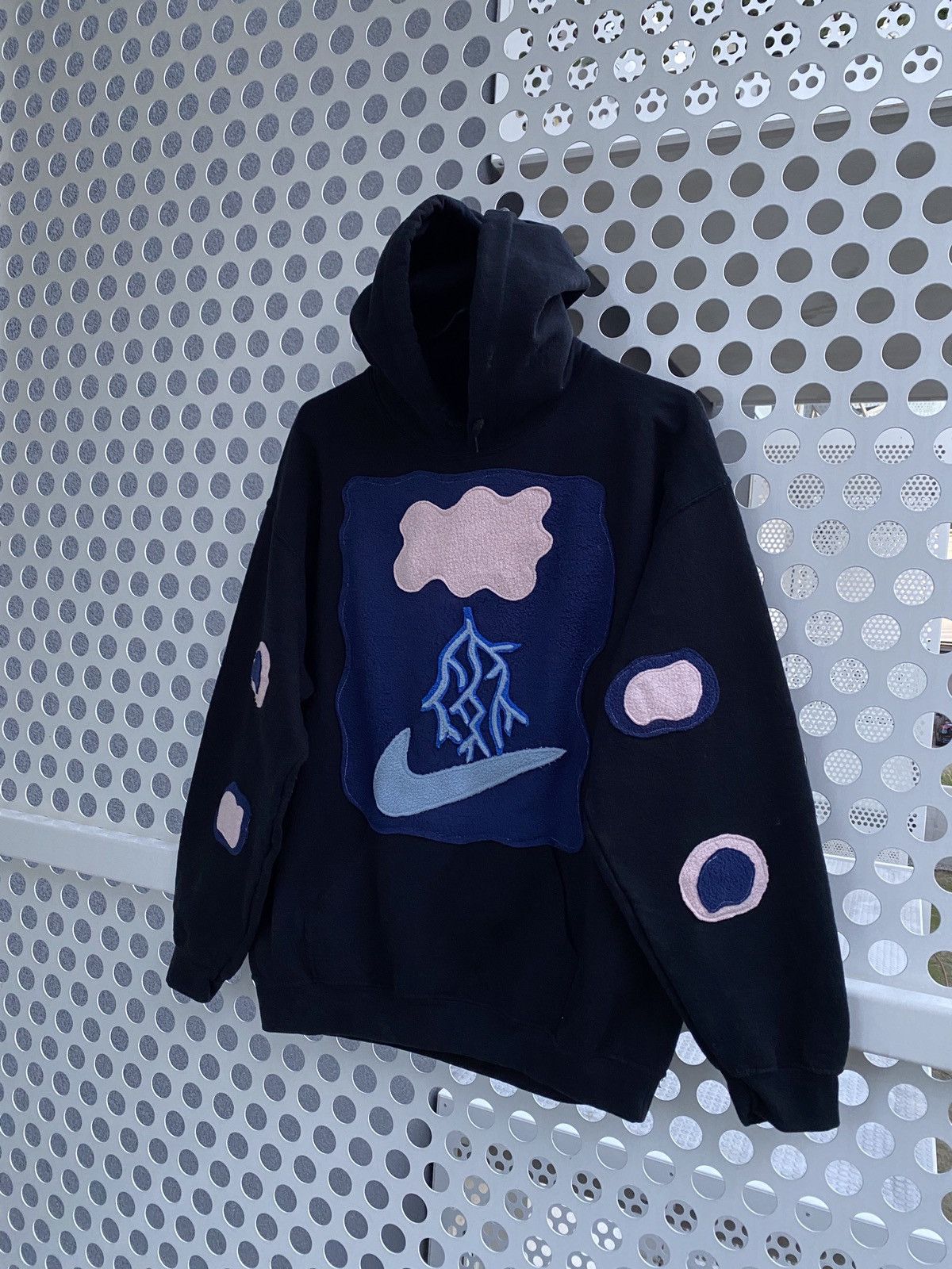 Nike × Vintage Vintage Nike Custom Thunder Center Swoosh Oversize Hoodie 90 Size US S / EU 44-46 / 1 - 3 Thumbnail