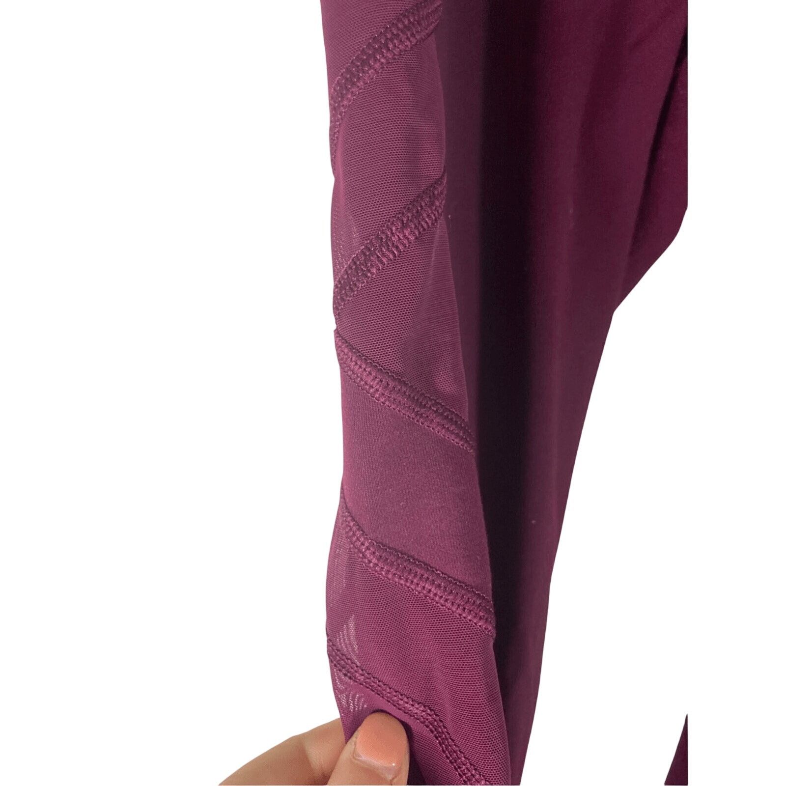 Victoria's Secret Victoria's Secret M Burgundy Mesh 7/8 Pilates Leggings Size 27" / US 4 / IT 40 - 4 Thumbnail
